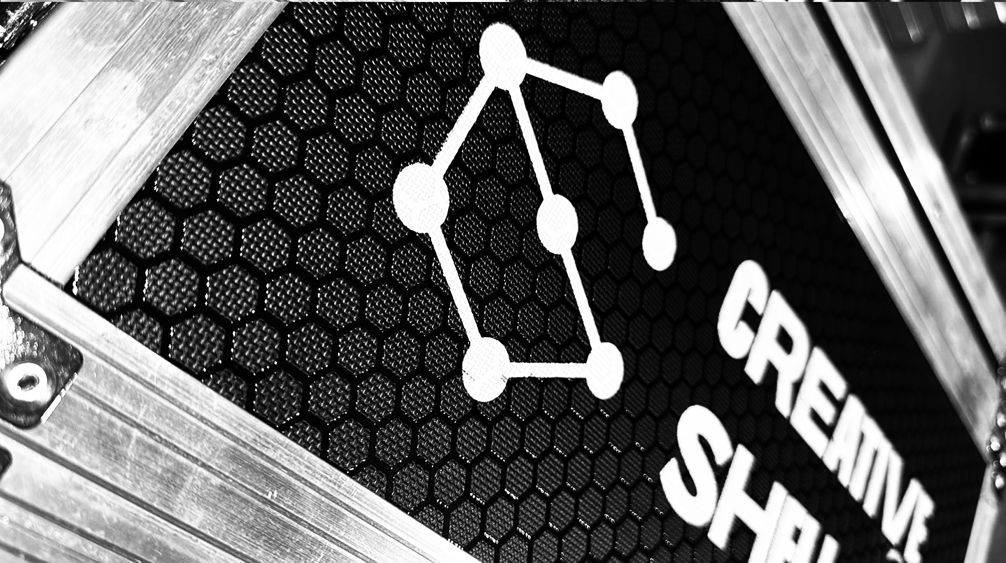 Прокат звукового, светового оборудования и светодиодных экранов в Таиланде, на Бали и в других странах Азии. CREATIVE SHELL АЗИЯ