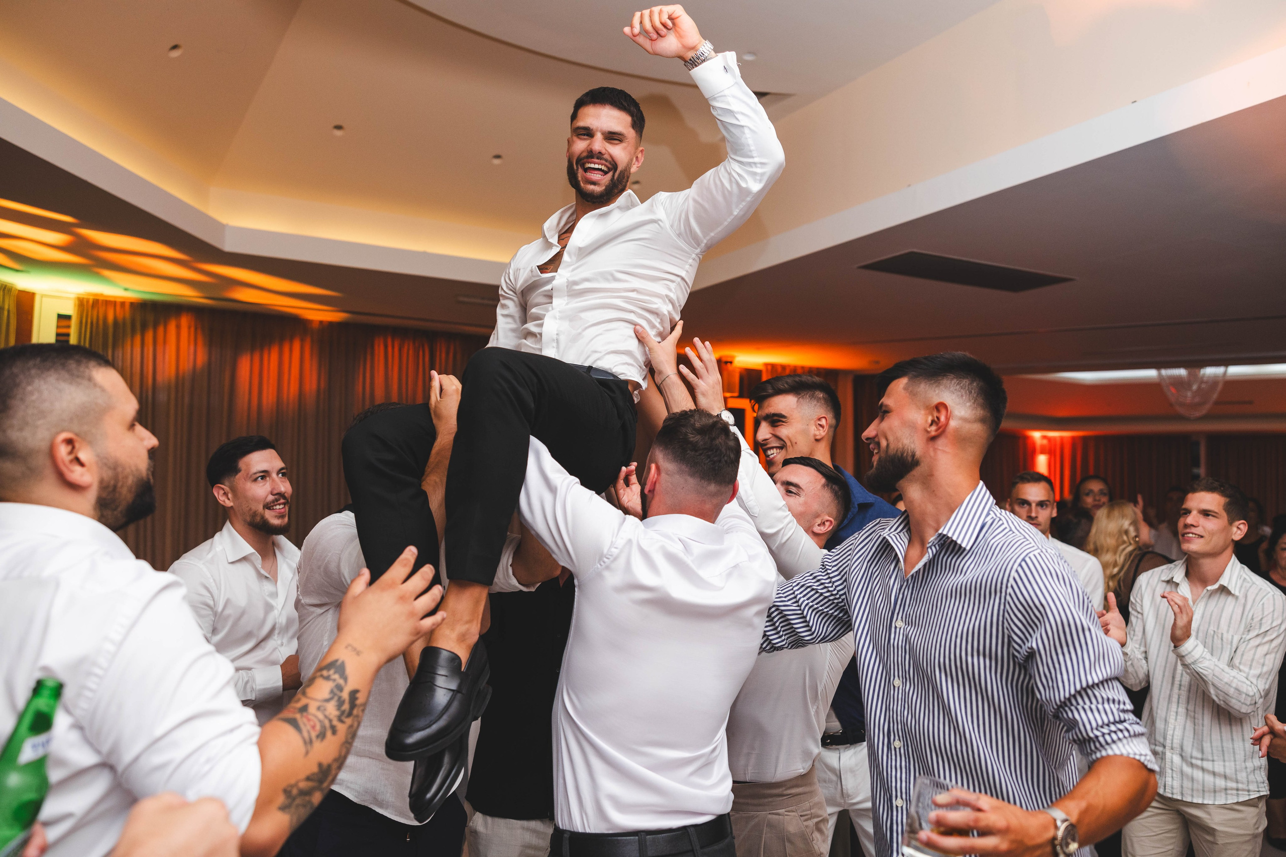 VUK I ANDJELA. Wedding photographer Nermin Kajosevic