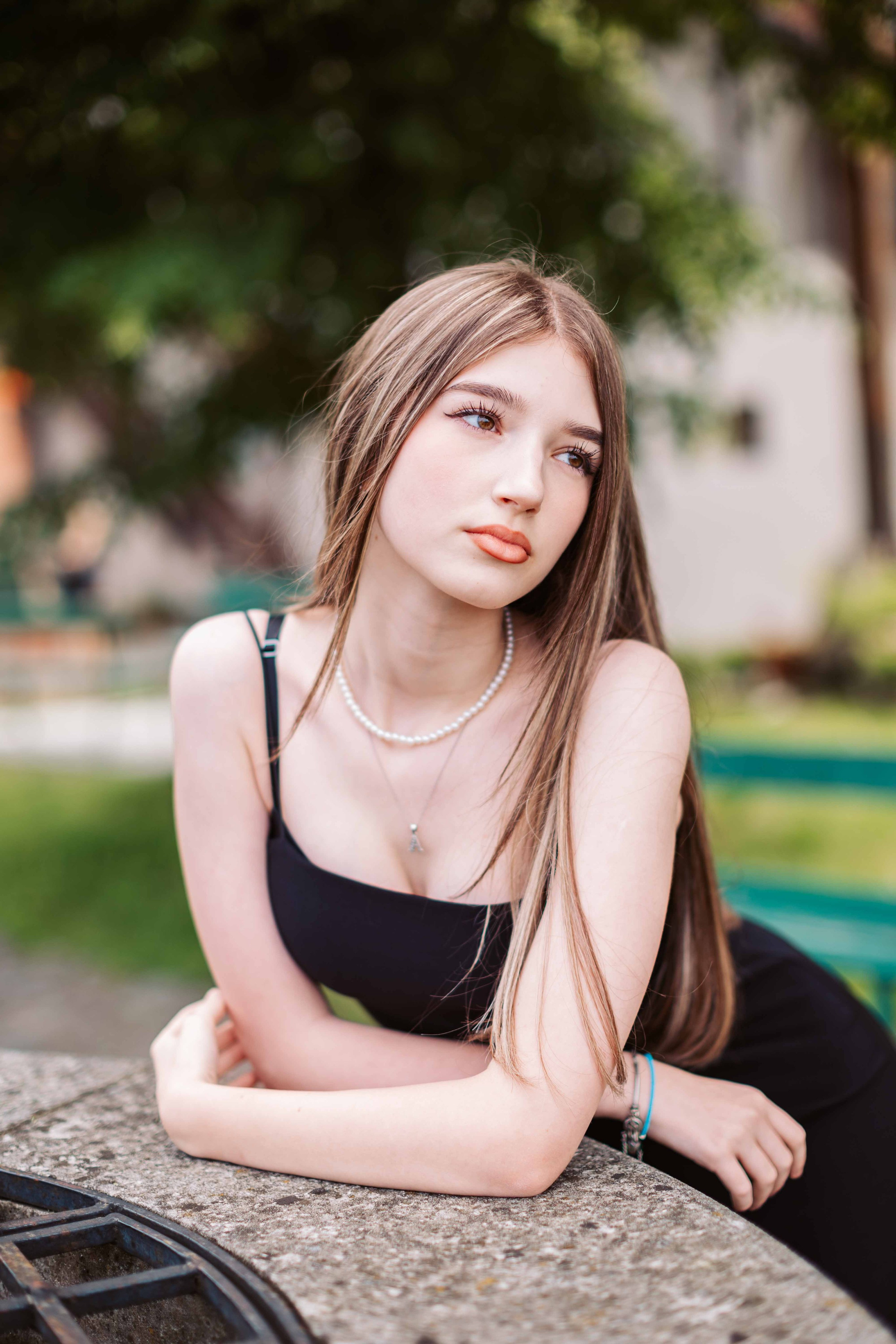 8B — Tudor Vladimirescu. Contrast Studio