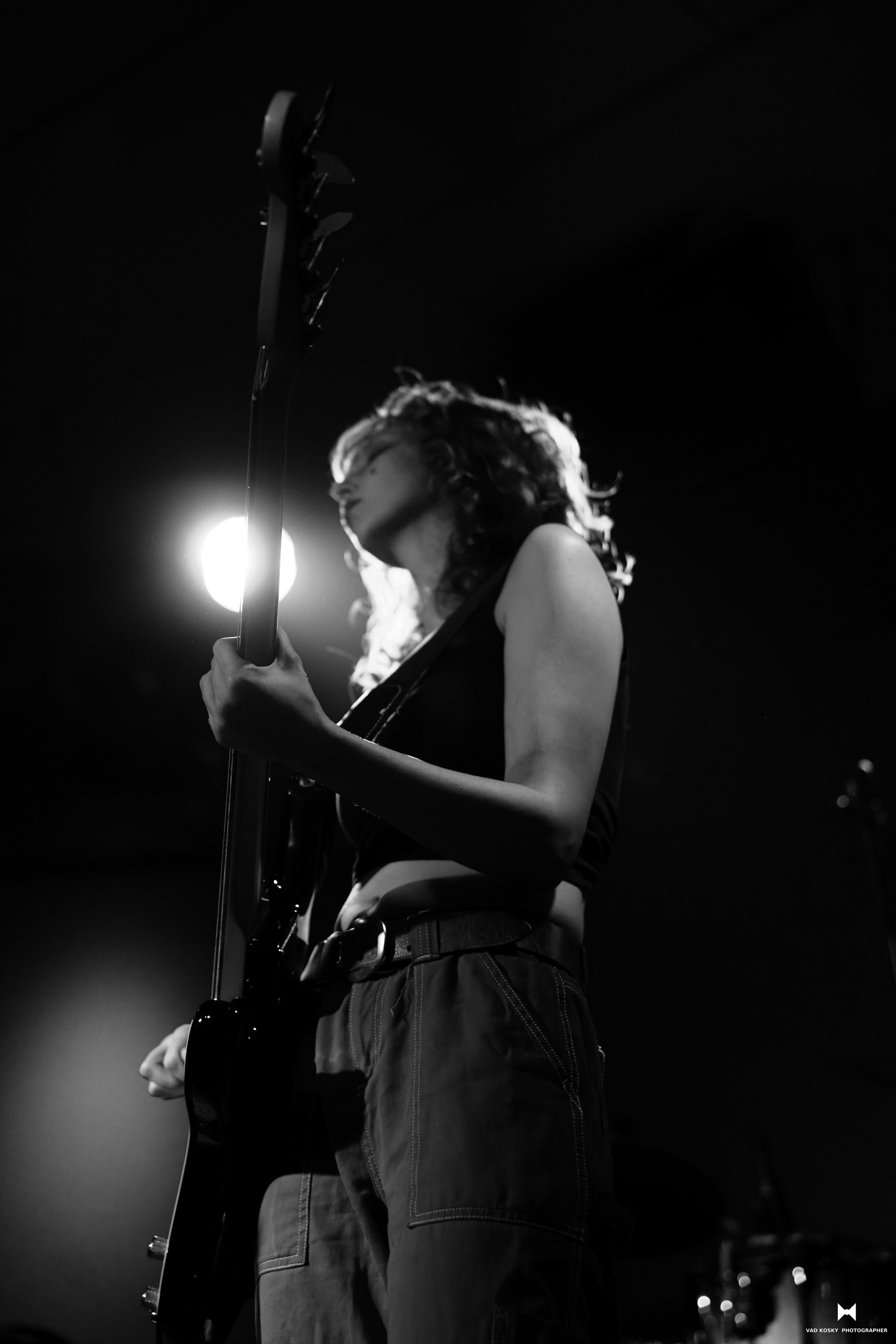 Crimson bass — Mary Bar Haifa 28.11.25. Vad Kosky Photographer