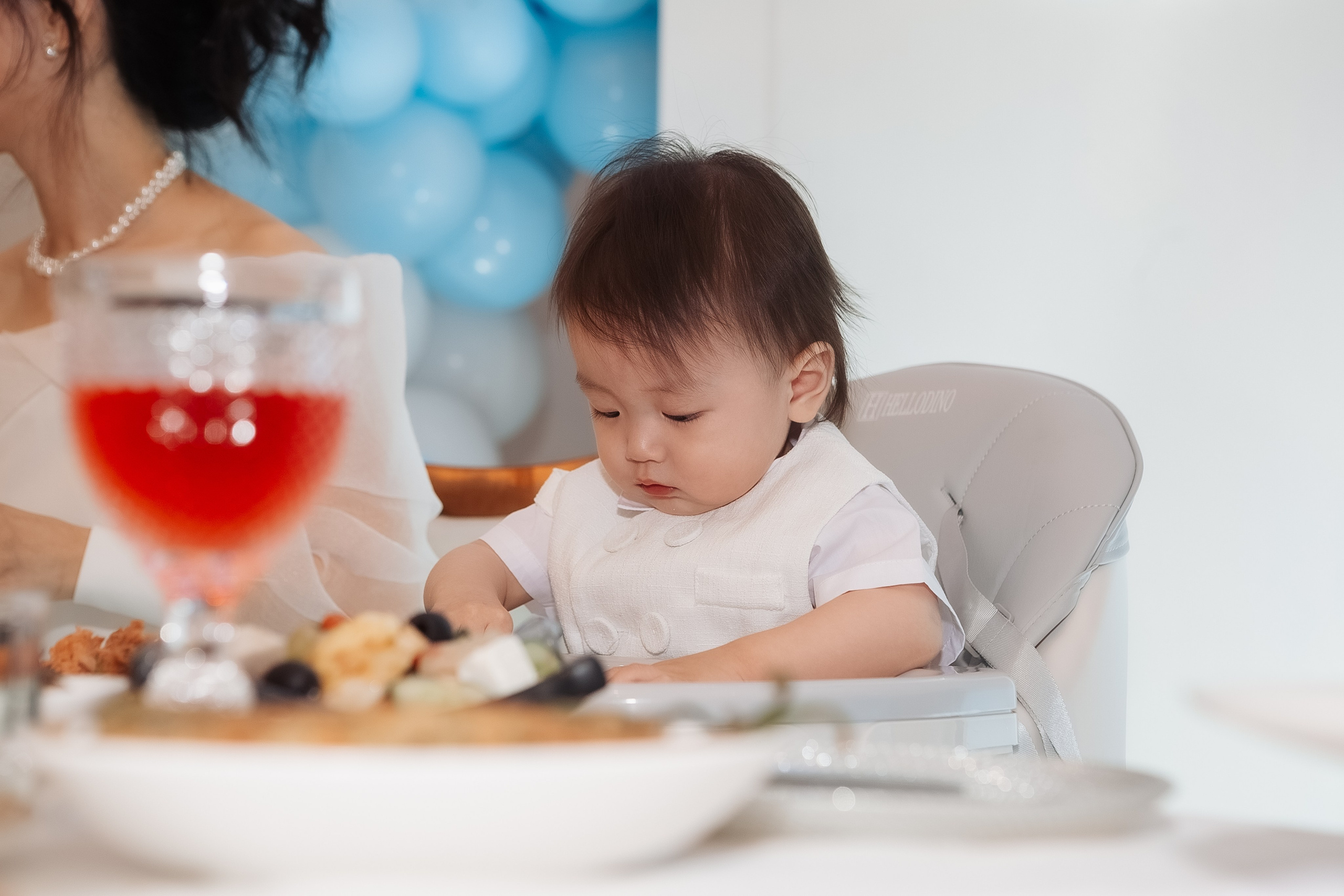 Тео дома и в ресторане. Фотограф беременности, ньюборн и годовасиков в Корее Жанна Хан