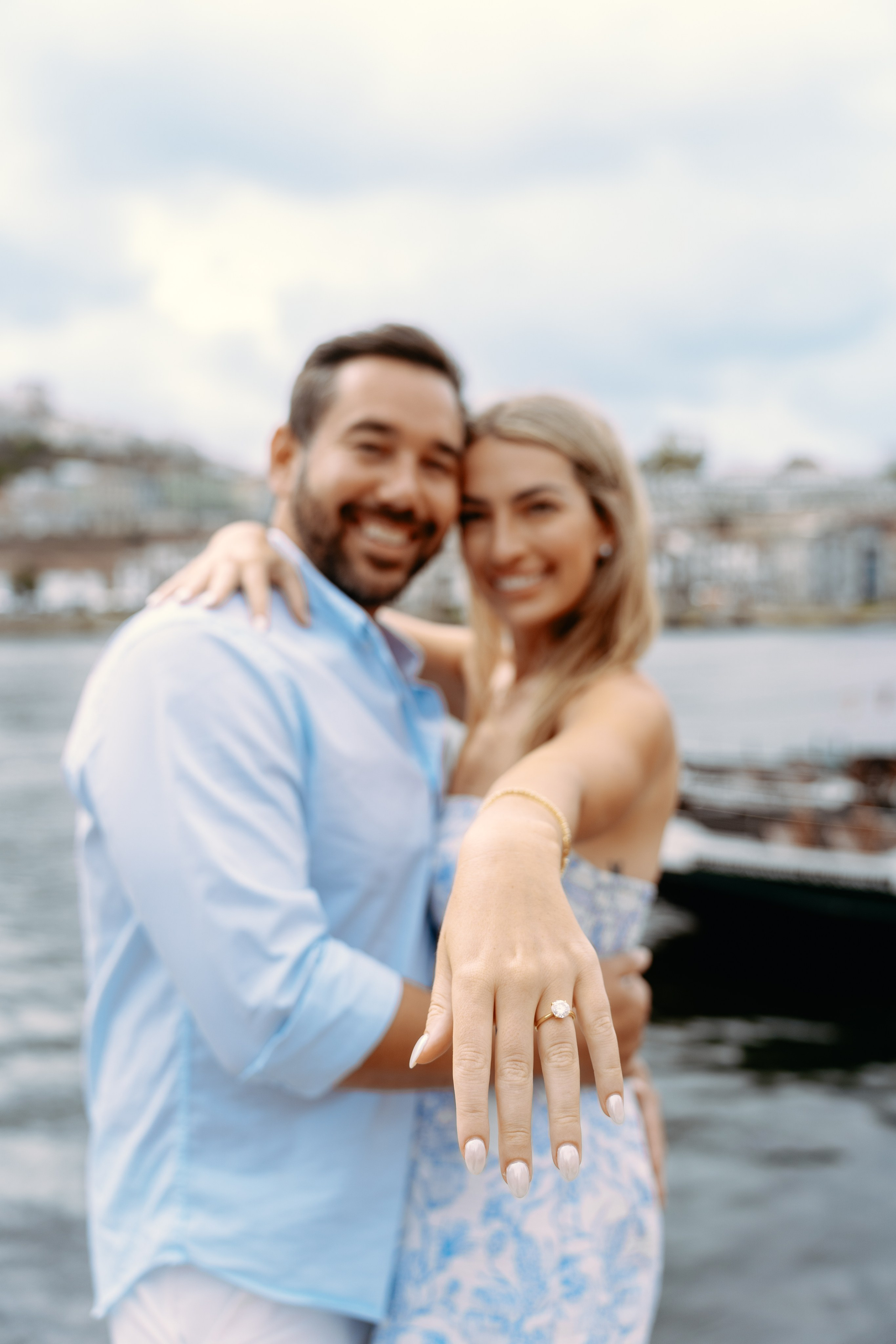 LOVE STORY IN PORTO. Sessões de fotos e vídeos, tours fotográficos em Portugal — WePortugal