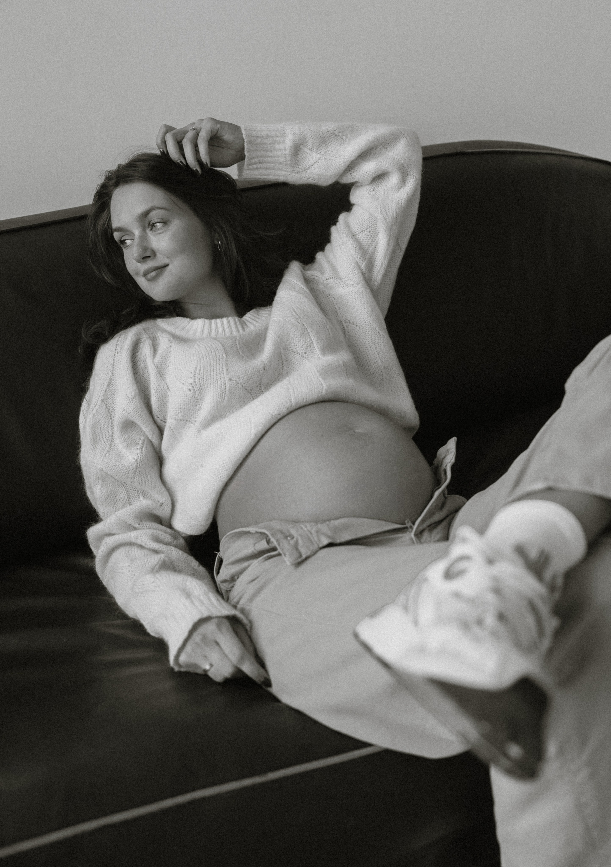 Ieva ir Žilvinas | Moderni laukimo fotosesija studijoje. Vestuvių ir šeimų fotografė Lena Bondarenko / belove photo