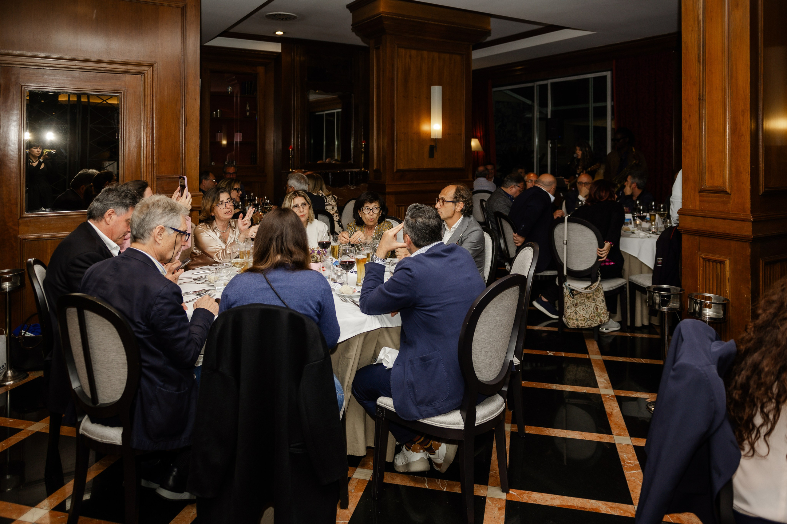 Corporate party at the restaurant — Pharma. Ваш фотограф в Лиссабоне — Анна Белова