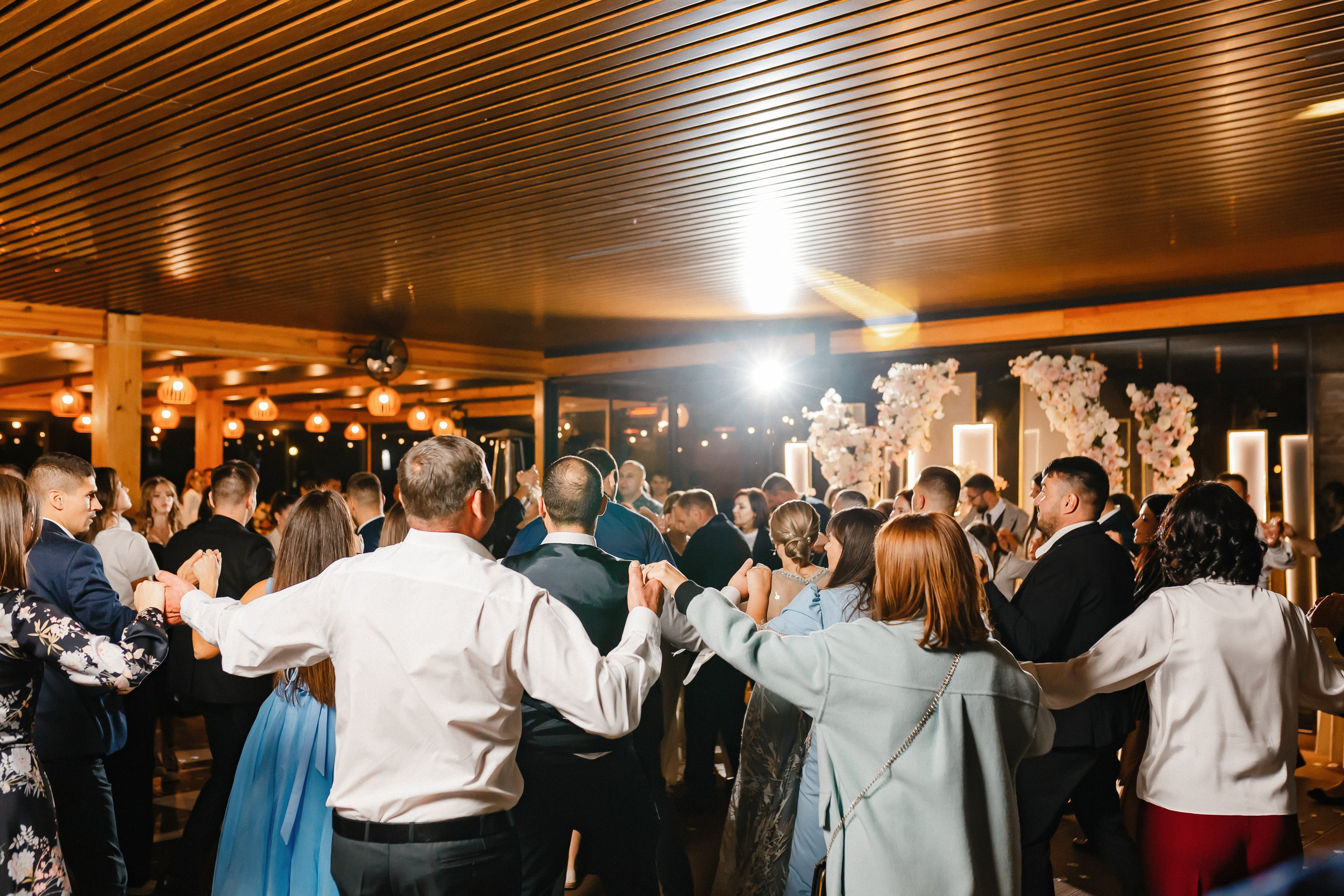 Viorel & Carolina. Standart Studio - Servicii foto video pentru nuntă în Moldova Chișinău