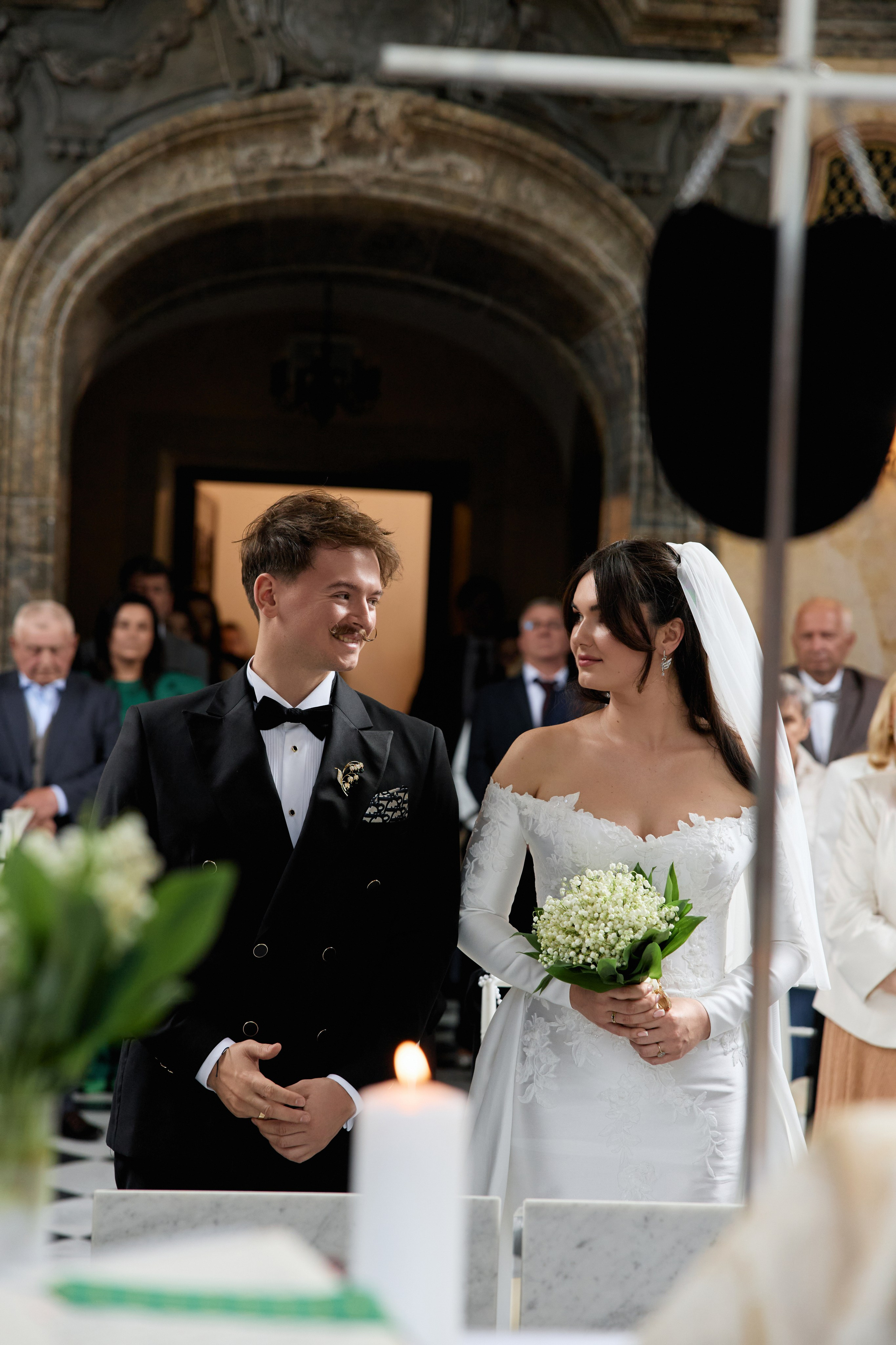Wiktoria & Kacper. Pałac Goetz. Fotograf ślubny i rodzinny w Krakowie Yana Klymova