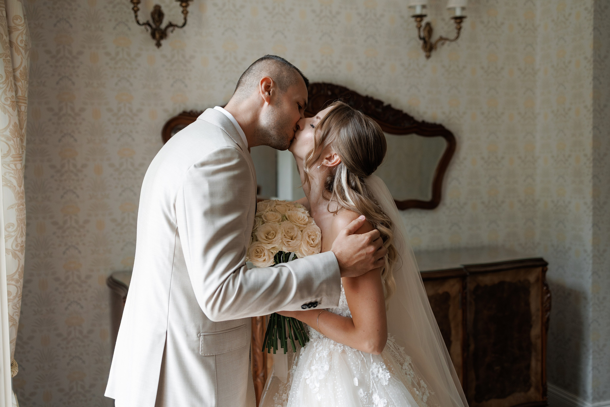 Kamila & Jorg. Dwor Sireakow. 26.07.2025. Fotograf ślubny i rodzinny w Krakowie Yana Klymova