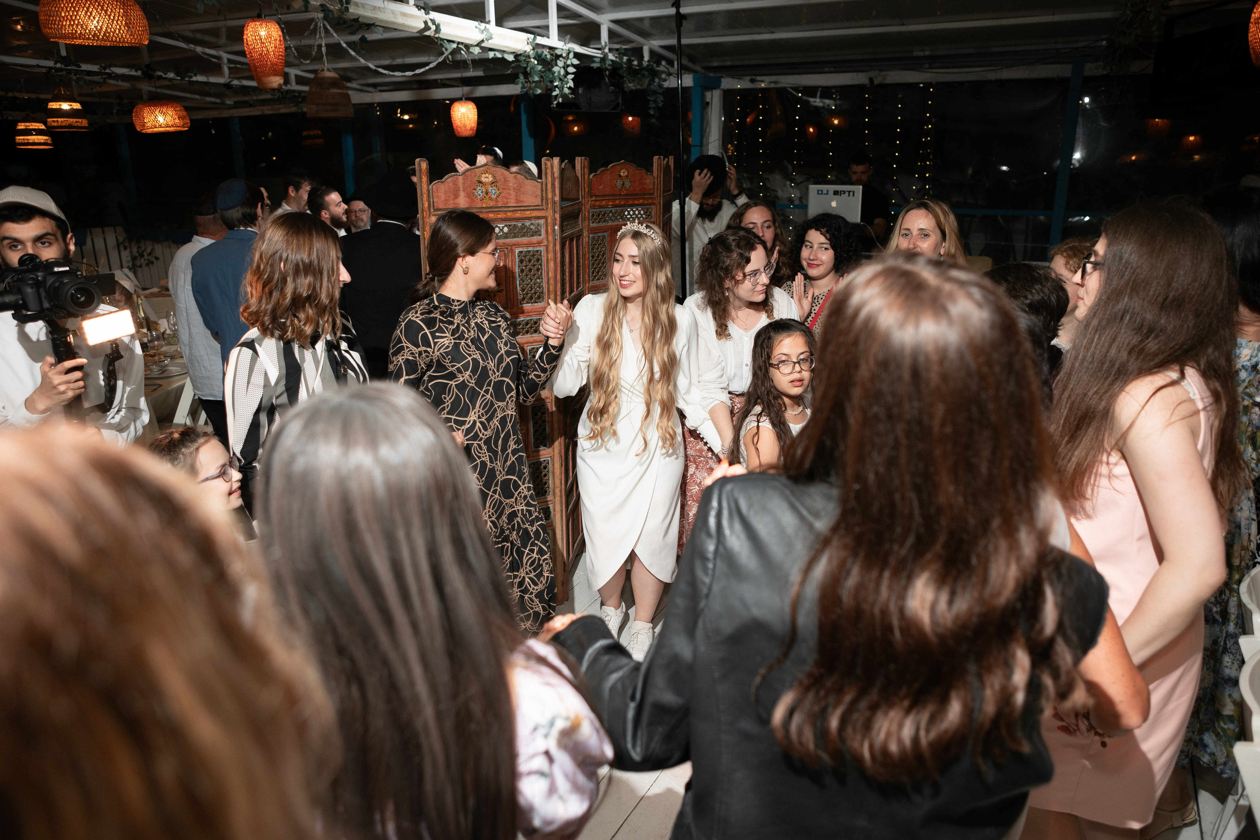 WEDDING IN A COZY PLACE NEAR TEL AVIV. PHOTOGRAPHER IN ISRAEL