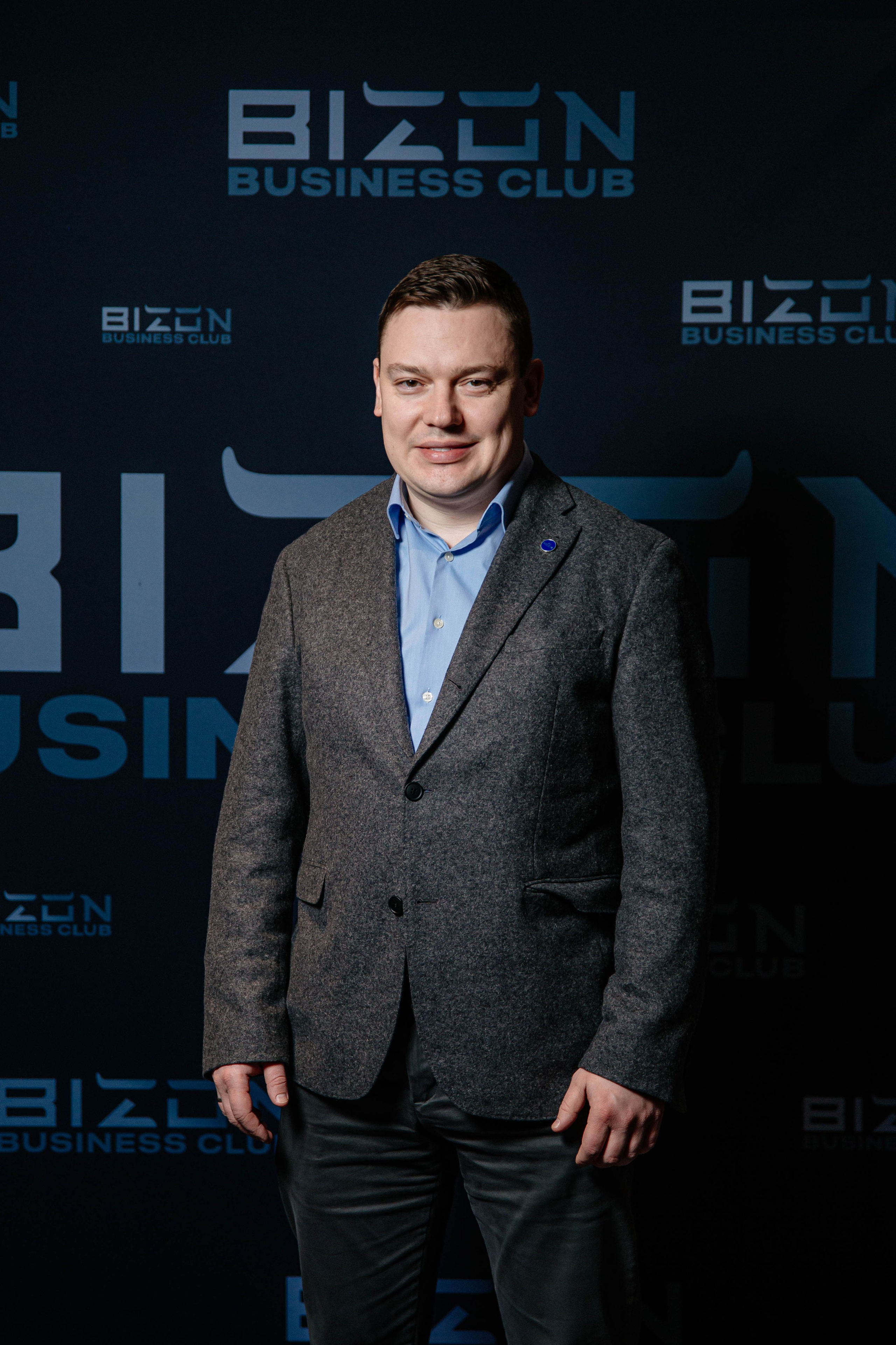 Club Bizon. Portrait family photographer in Berlin Elena Zakh