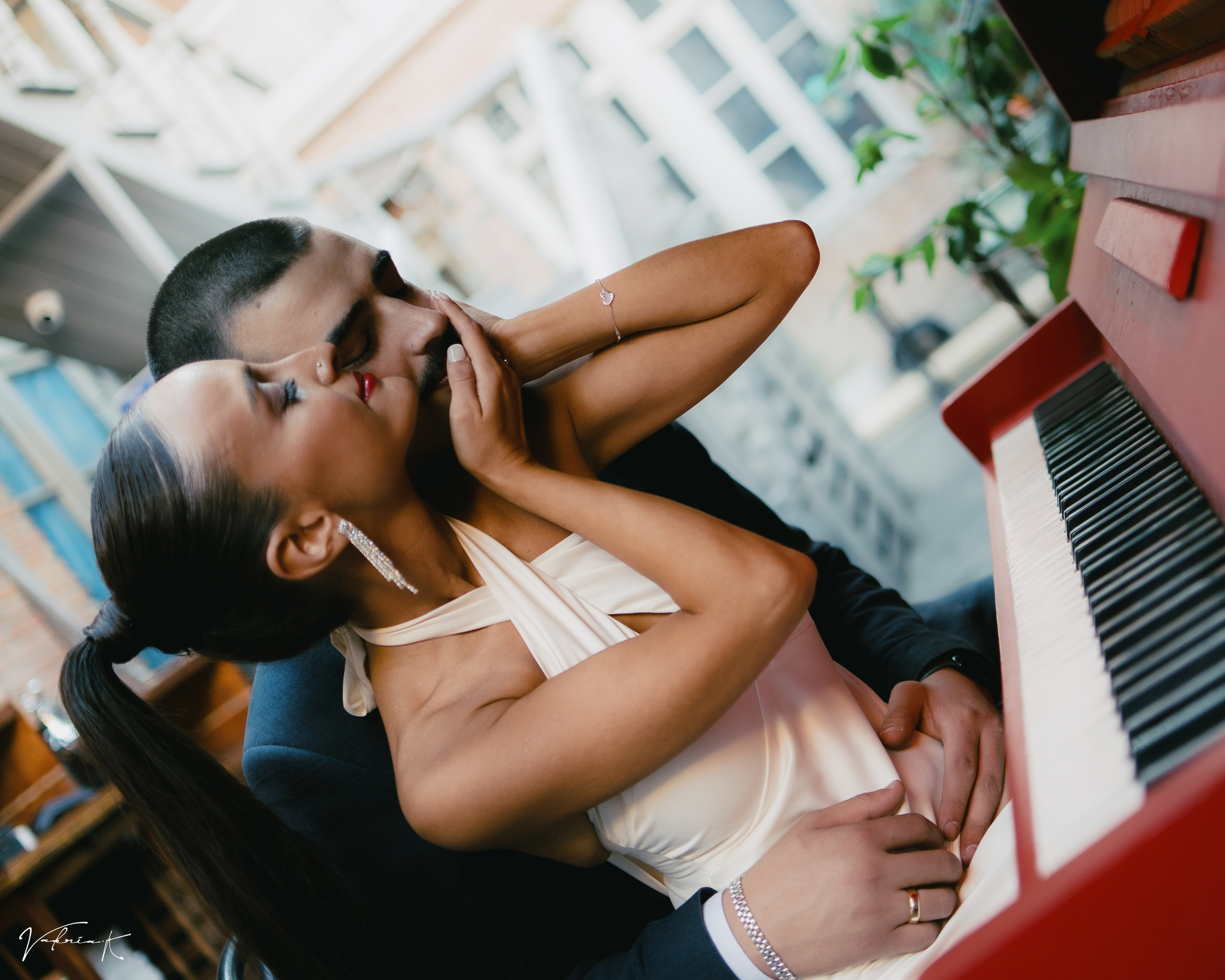 Anuka. Lifestyle and wedding photographer in Dubai Valeria Kikvidze