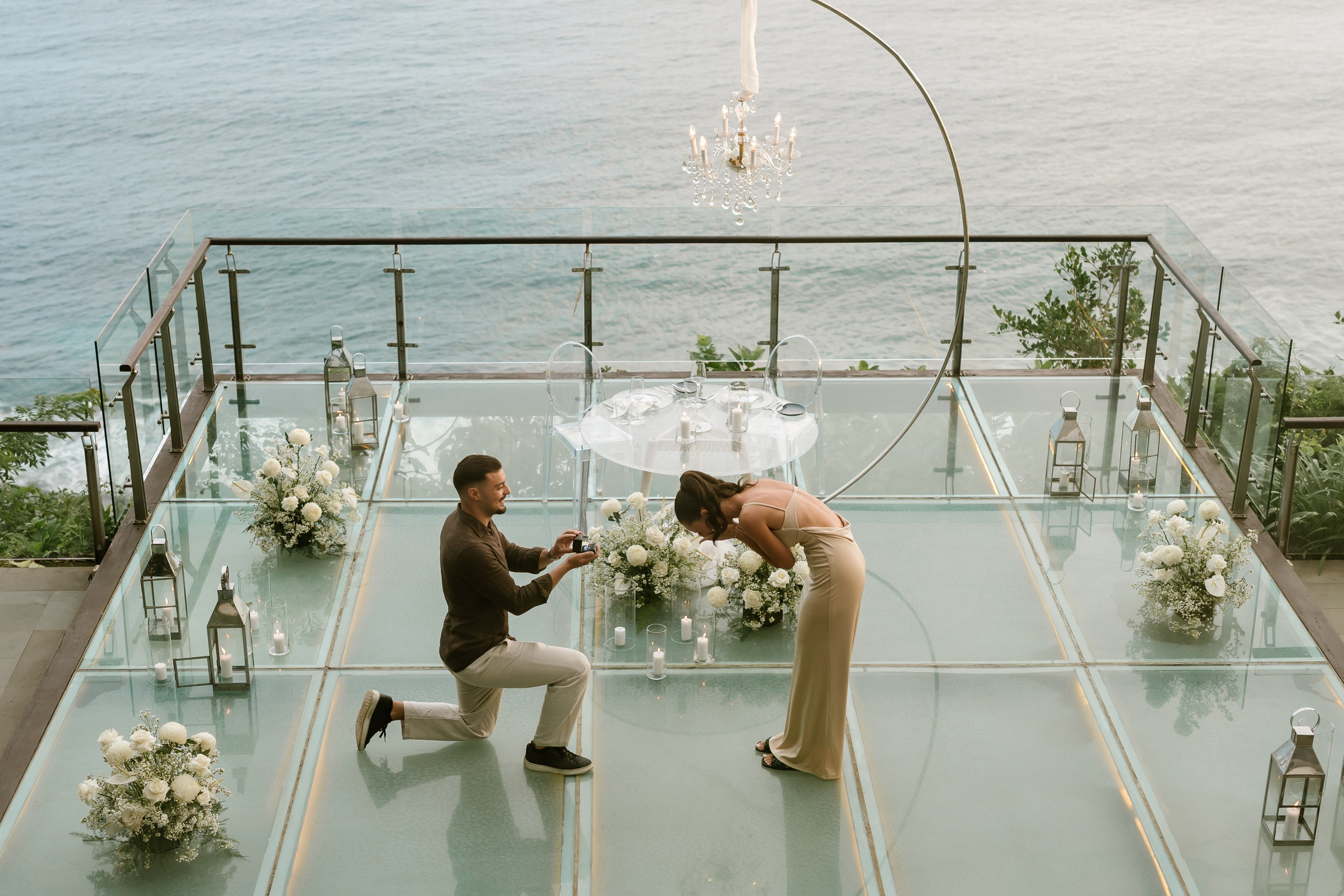 Nicolaos & Ivanna. Female Photographer in Bali