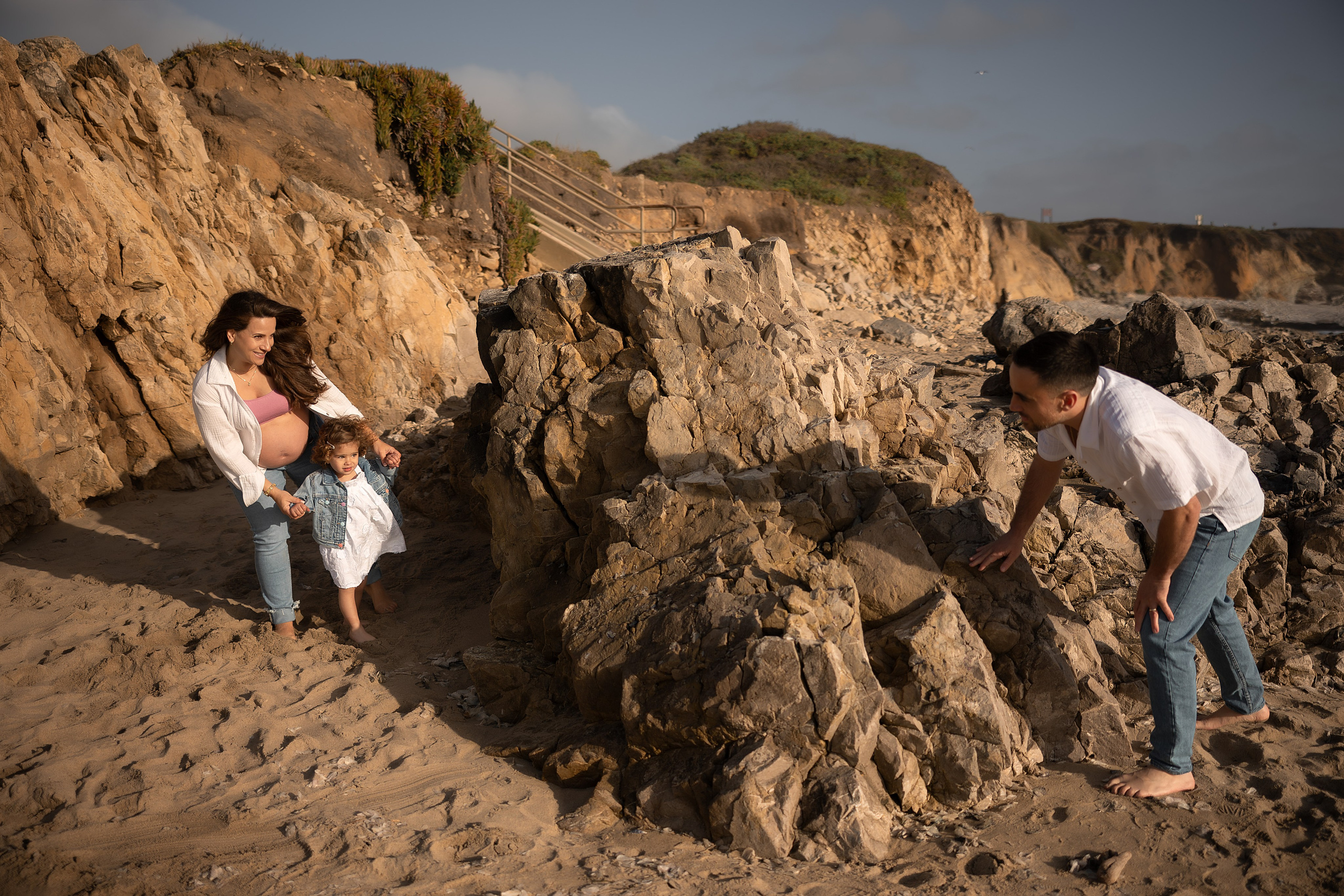 FAMILY & MATERNITY PHOTOGRAPHY. Couples & Families photographer in Bay Area, San Jose, California