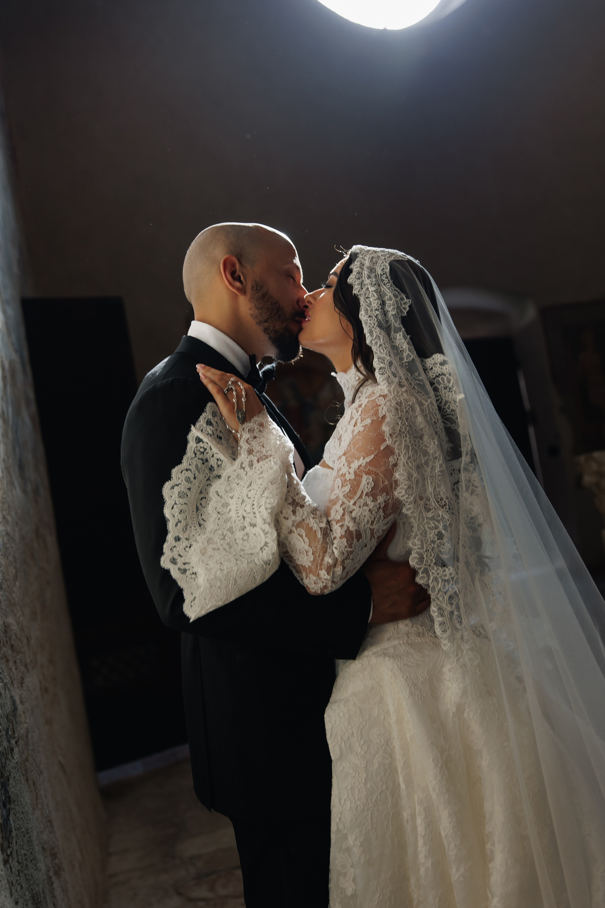 Charlotte & Anthony. Wedding Photographer Rome Tuscany Como Sicily Puglia Amalfy Italy- Oksana Savenchuk
