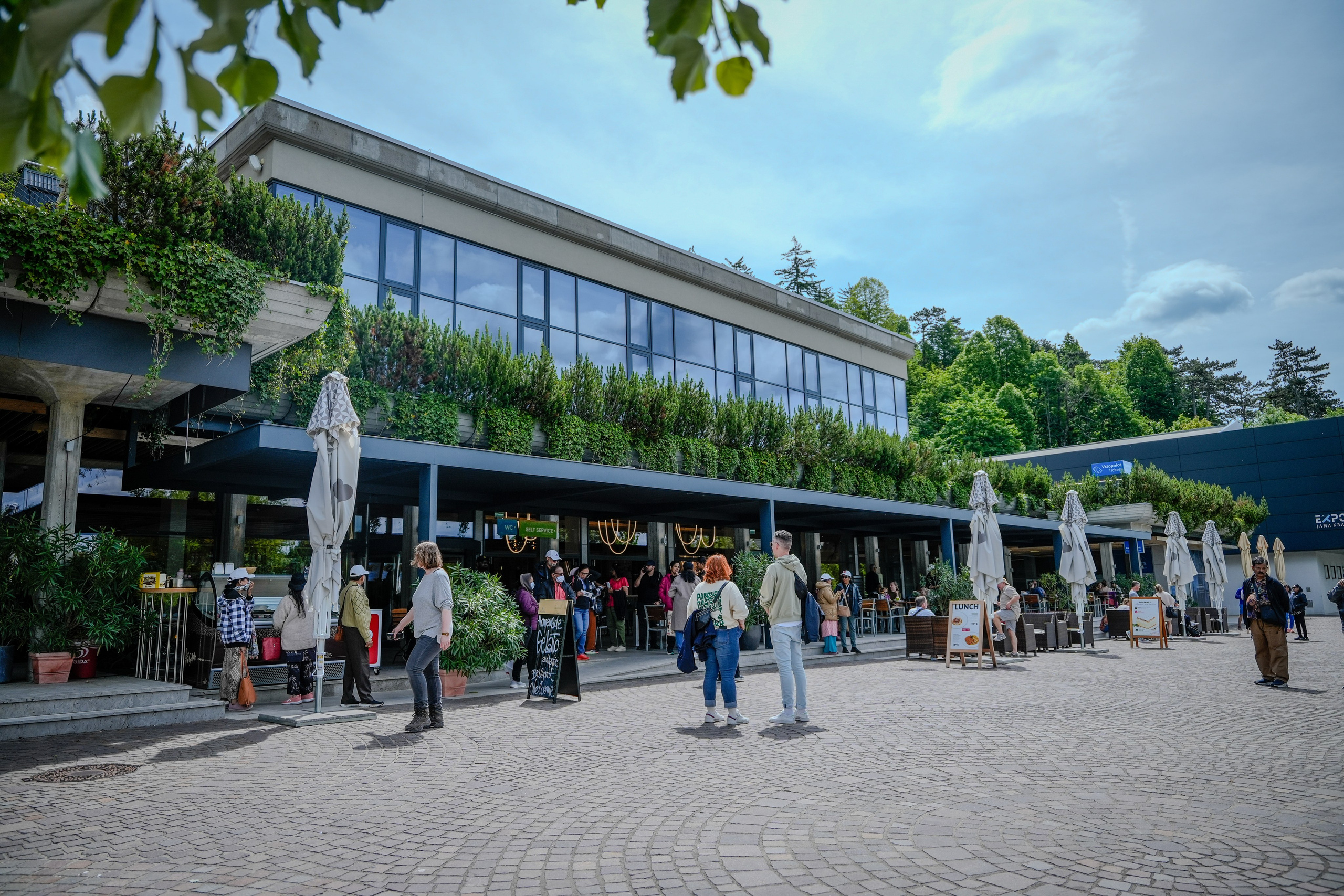 Bank Jerusalem — Team Retreat