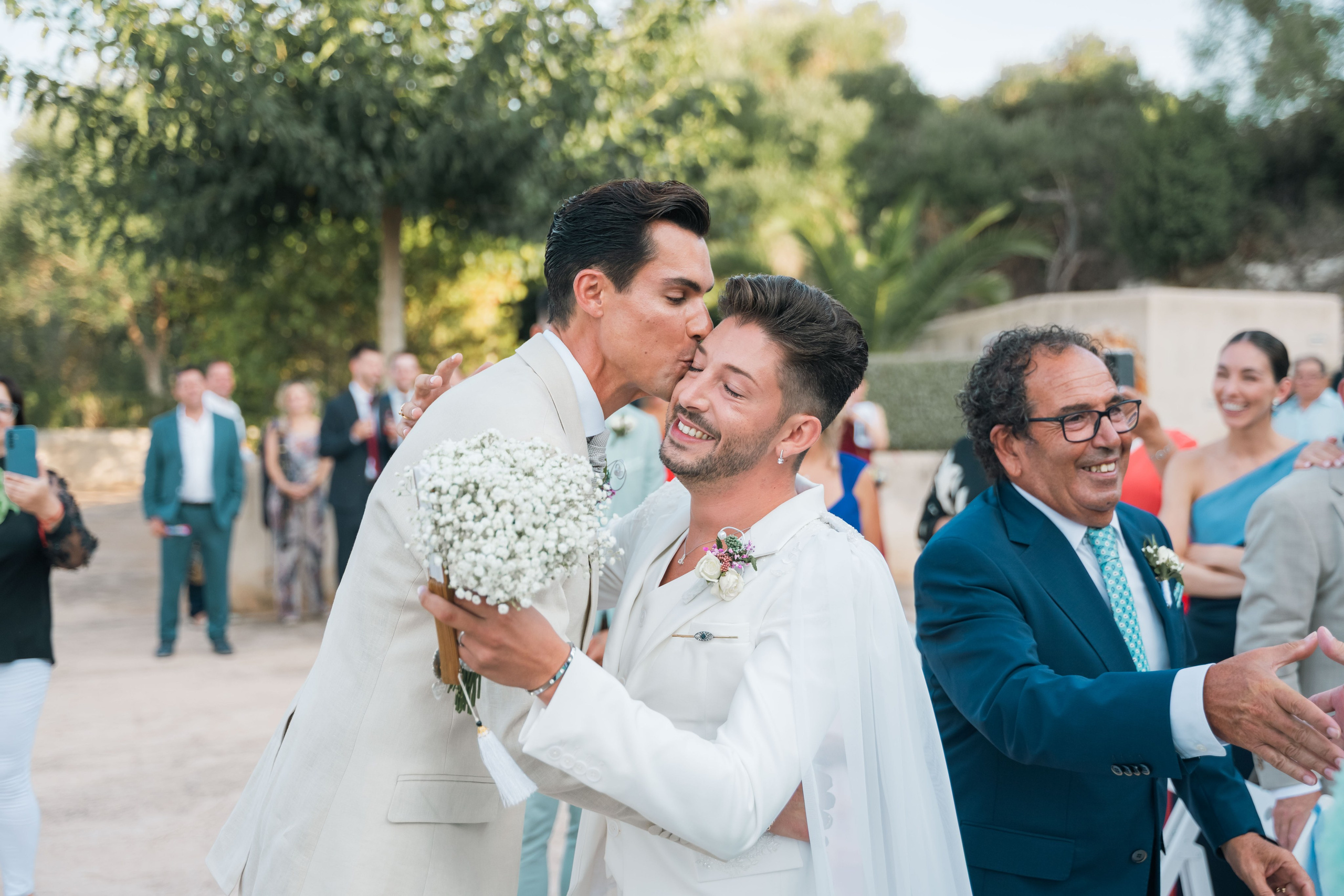 Artur&Mikel. Mallorca Weddings & Family – Natural & Emotional Photography