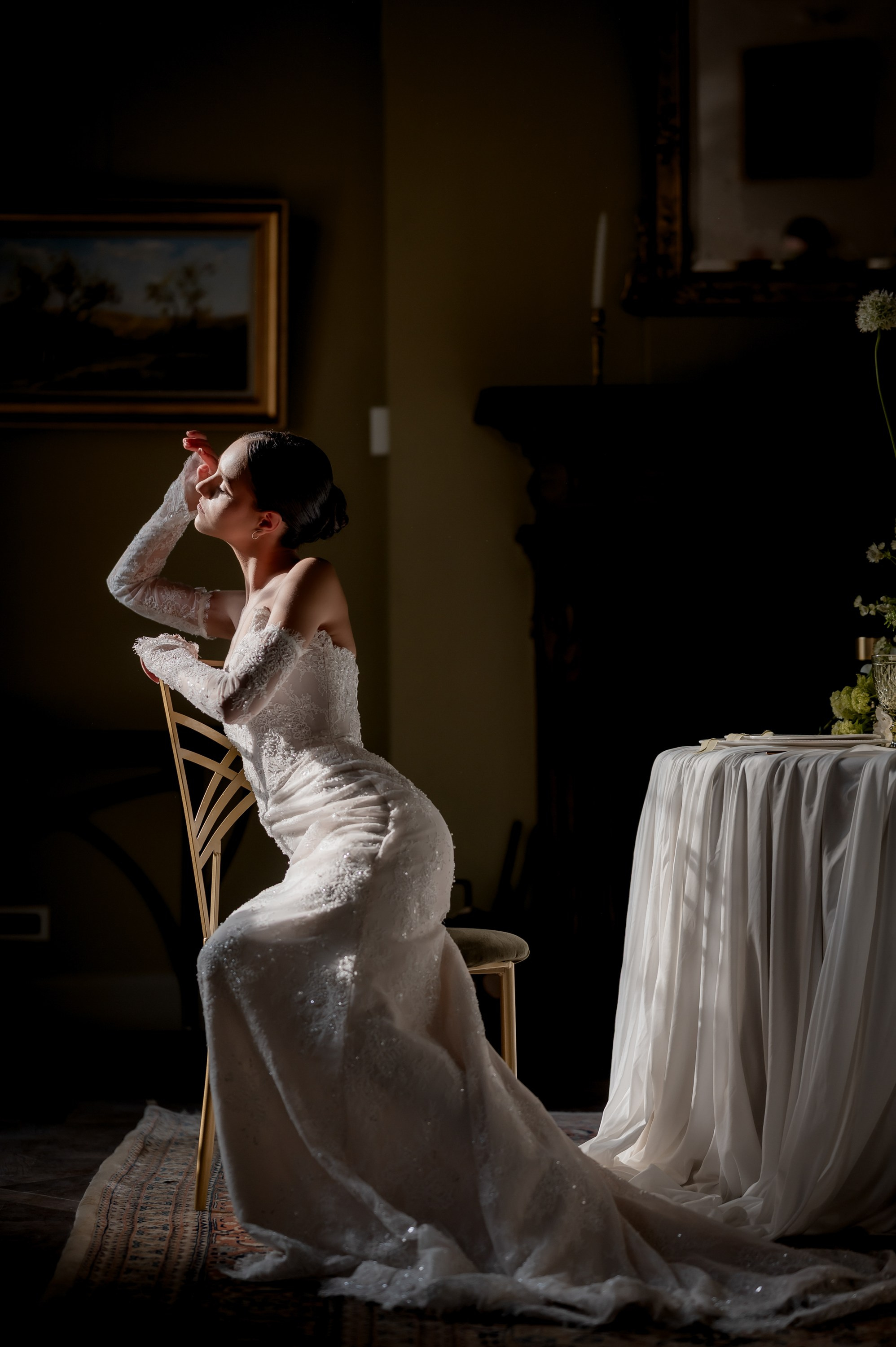 bride getting ready in a luxury hotel suite in Bucharest