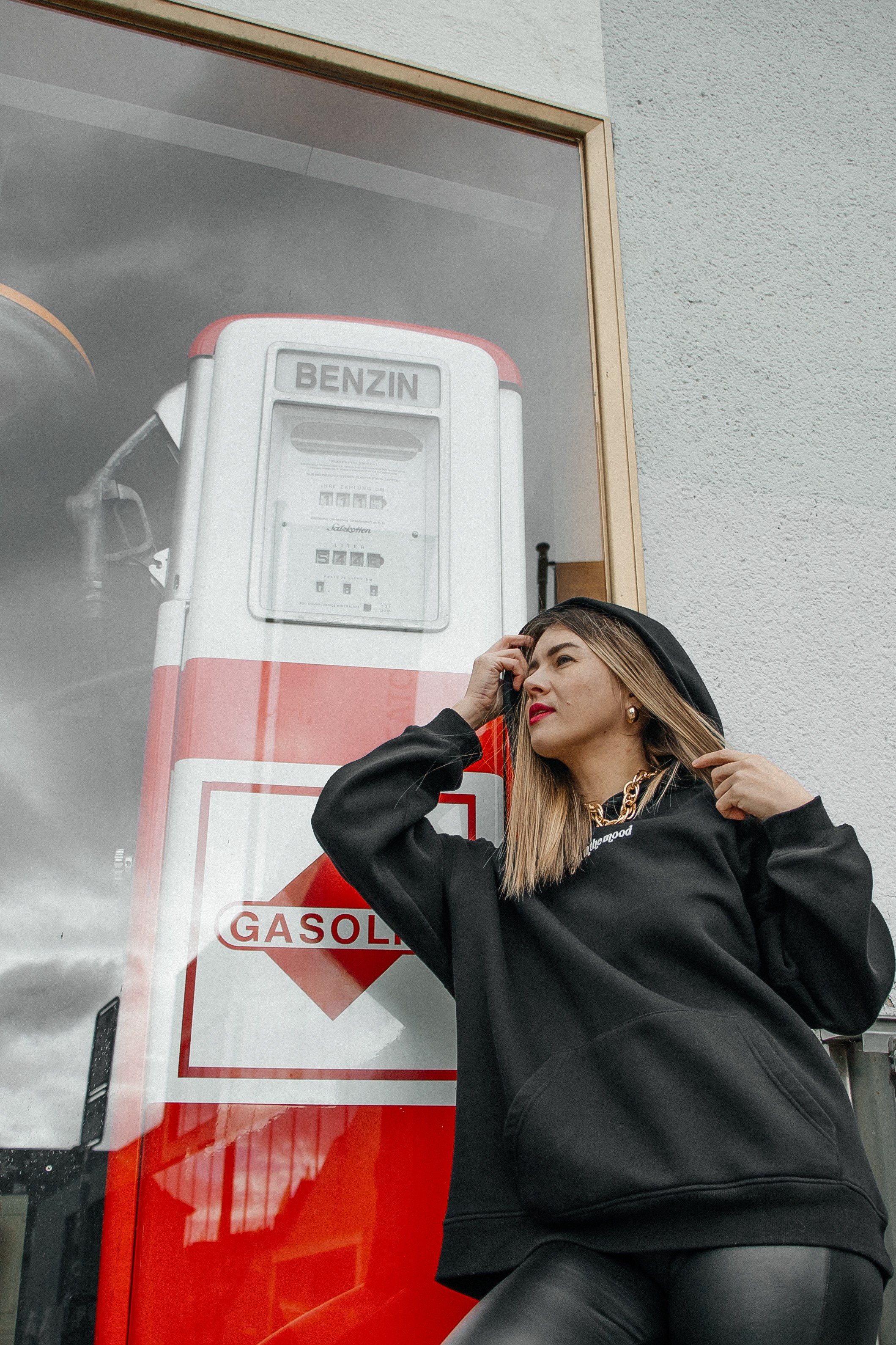Red girl. PHOTOgrapher Germany MARBURG
