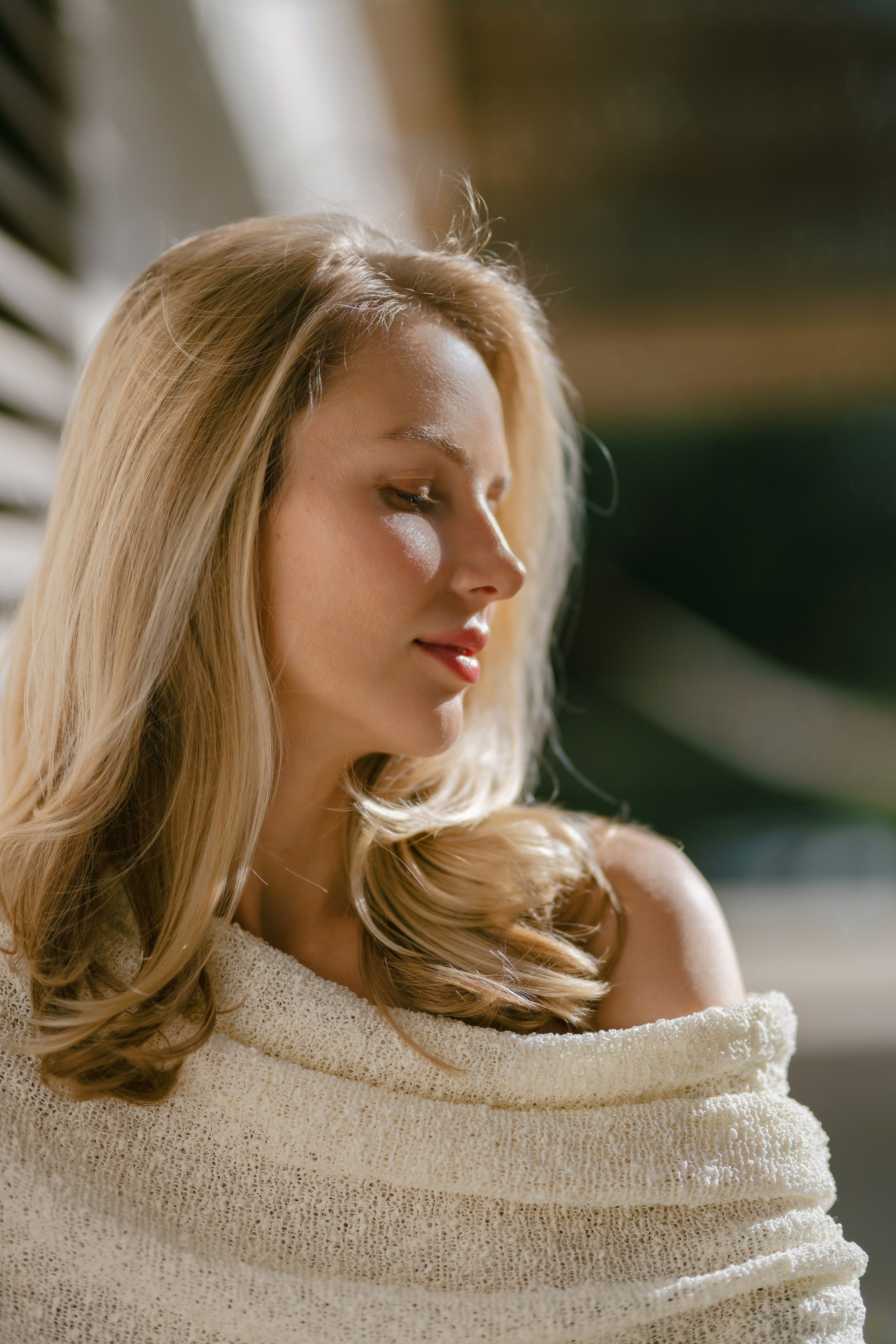 Quiet Woman Portrait at a Mallorca Villa. Photographer in Mallorca