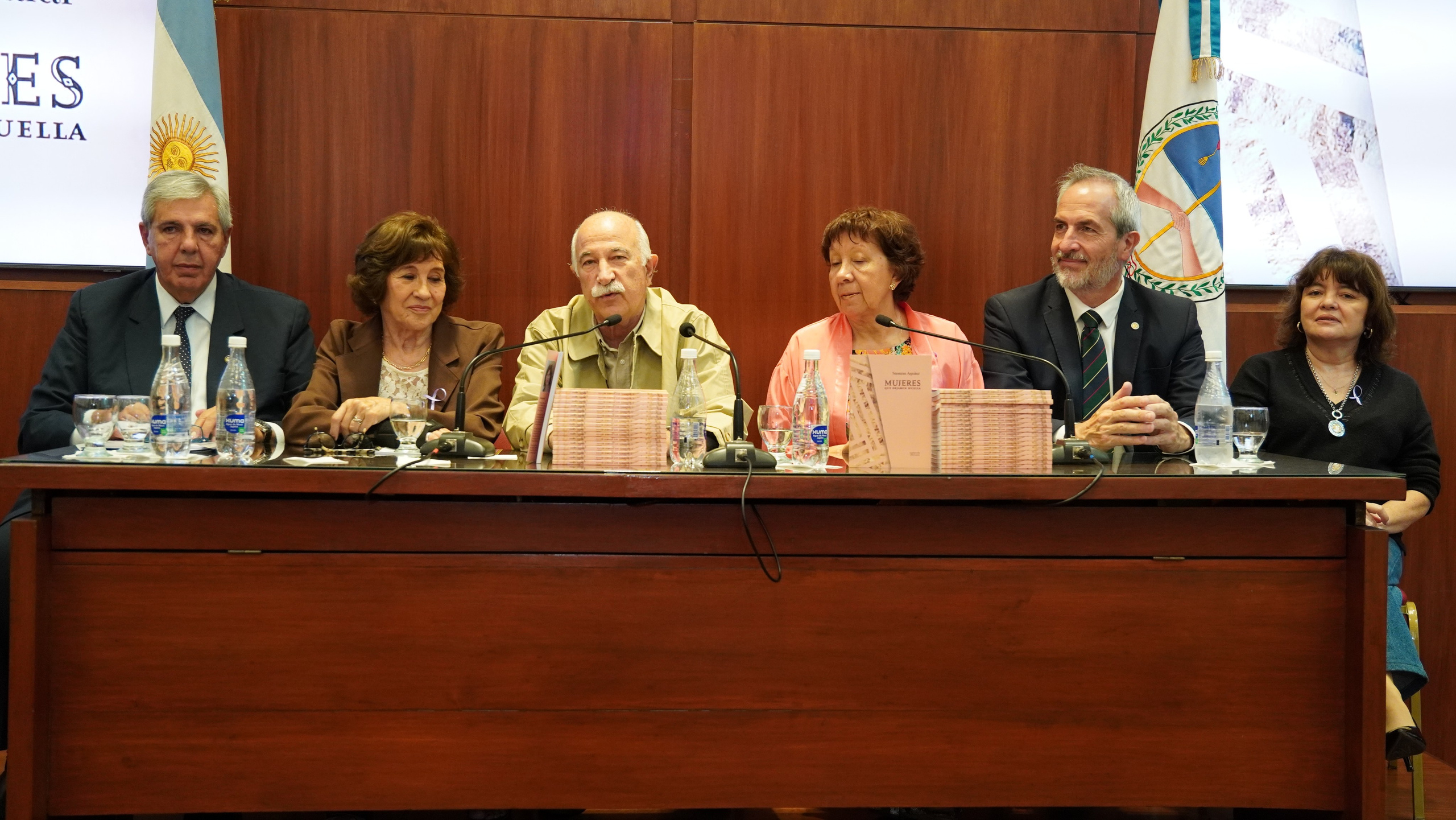 Presentación de libro, Legislatura de Jujuy. Cuarta Pared