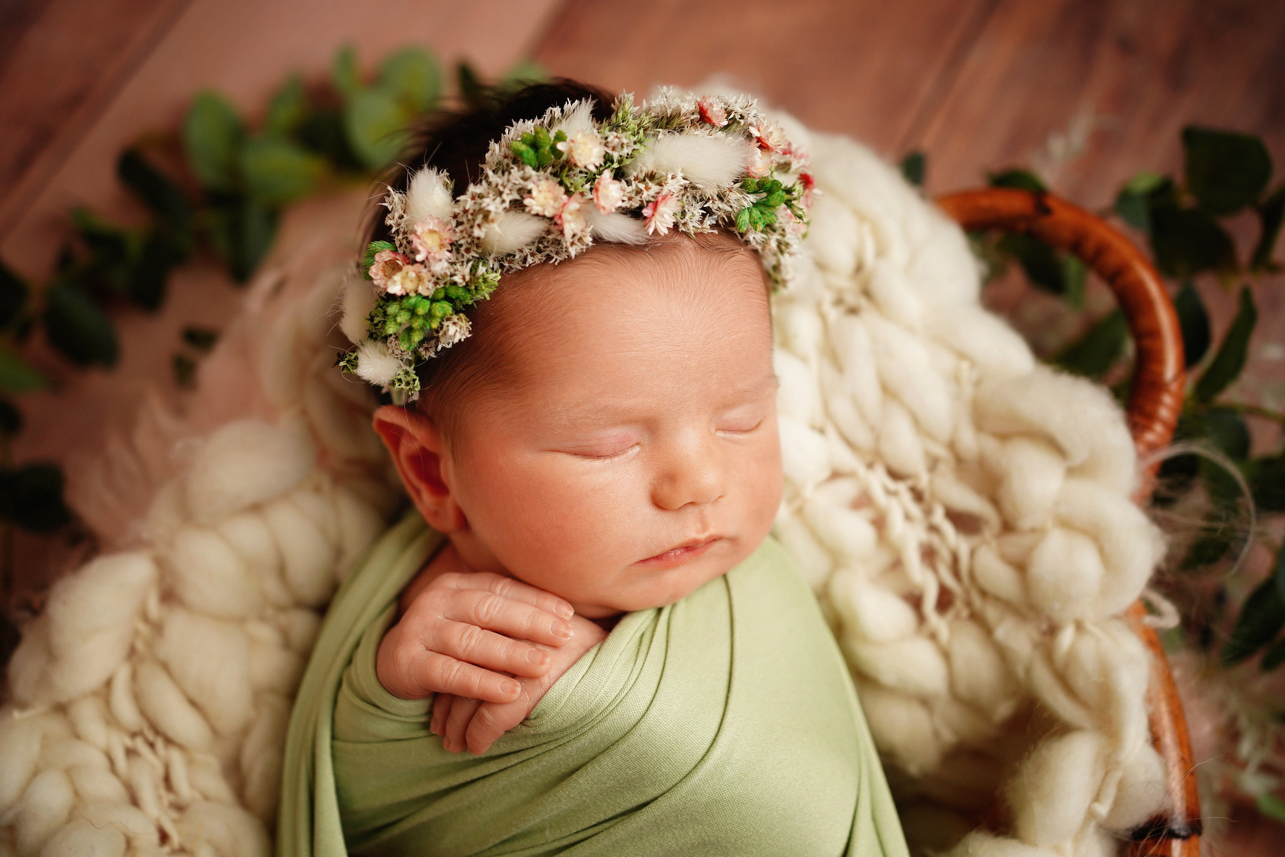 Splash-Seite mit Fotos des Fotografen. Neugeborenenfotografin und Retoucher in Augsburg Nastassia Schneider