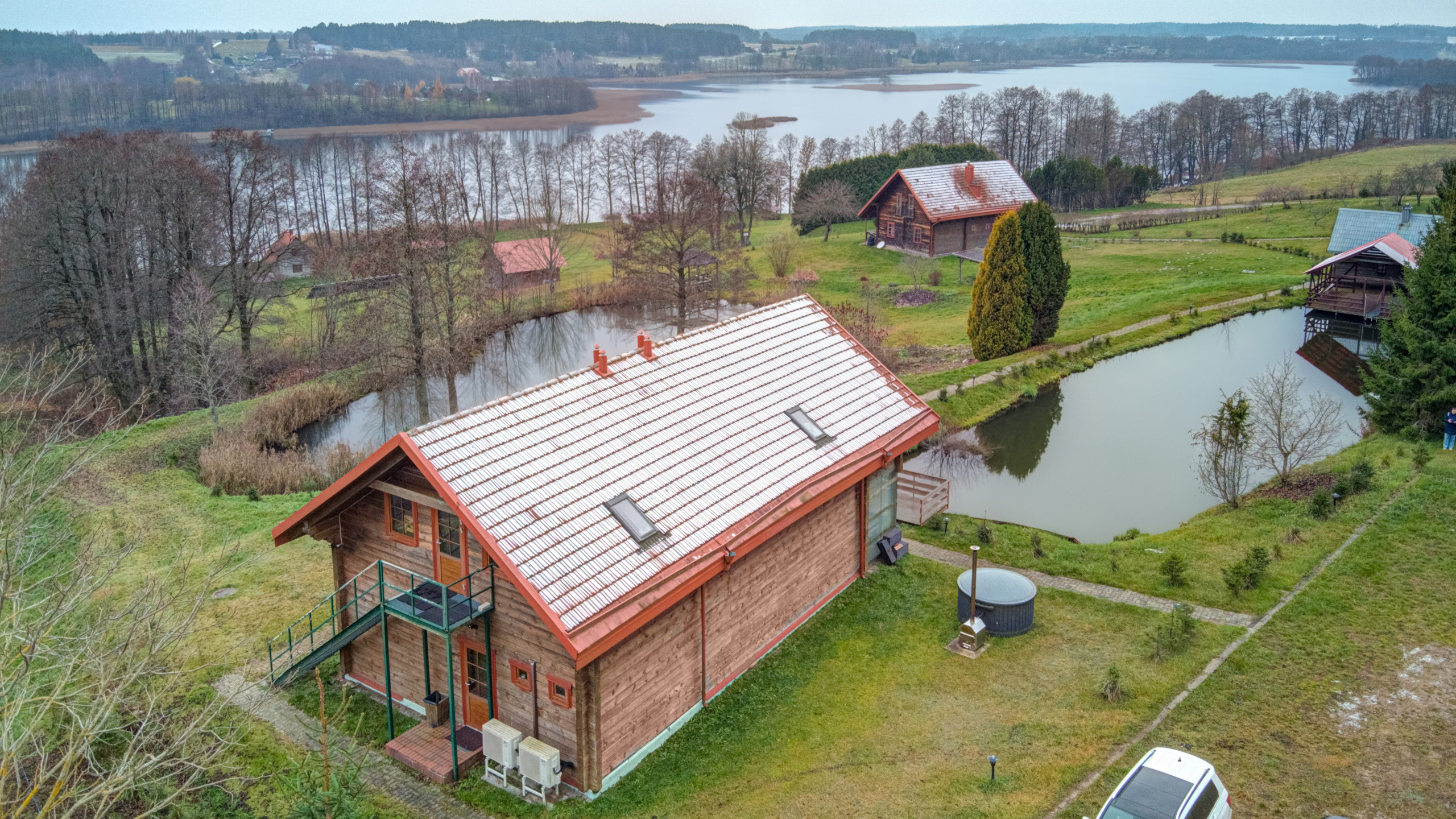 Trakų raj. sodyba. Elina Sapiega fotografė Vilniuje