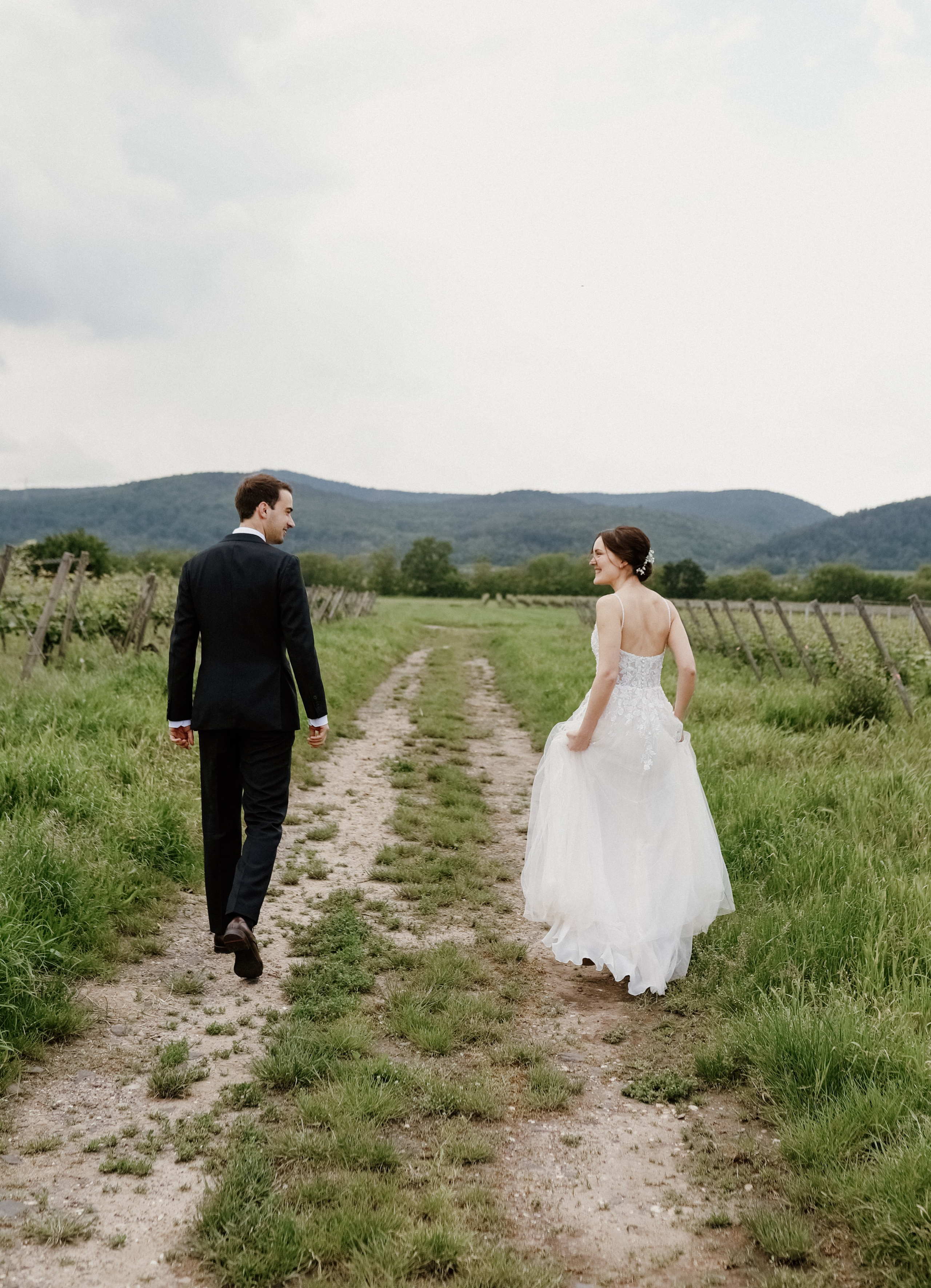 Hochzeitsfotograf in der Pfalz - Hochzeitsbilder im Weinhaus Motzenbäcker - Tanzlokal. Hochzeitsfotograf und Familienfotograf in Neustadt an der Weinstraße, Haßloch, Ludwigshafen, Speyer und Landau - Ekaterina Seoud