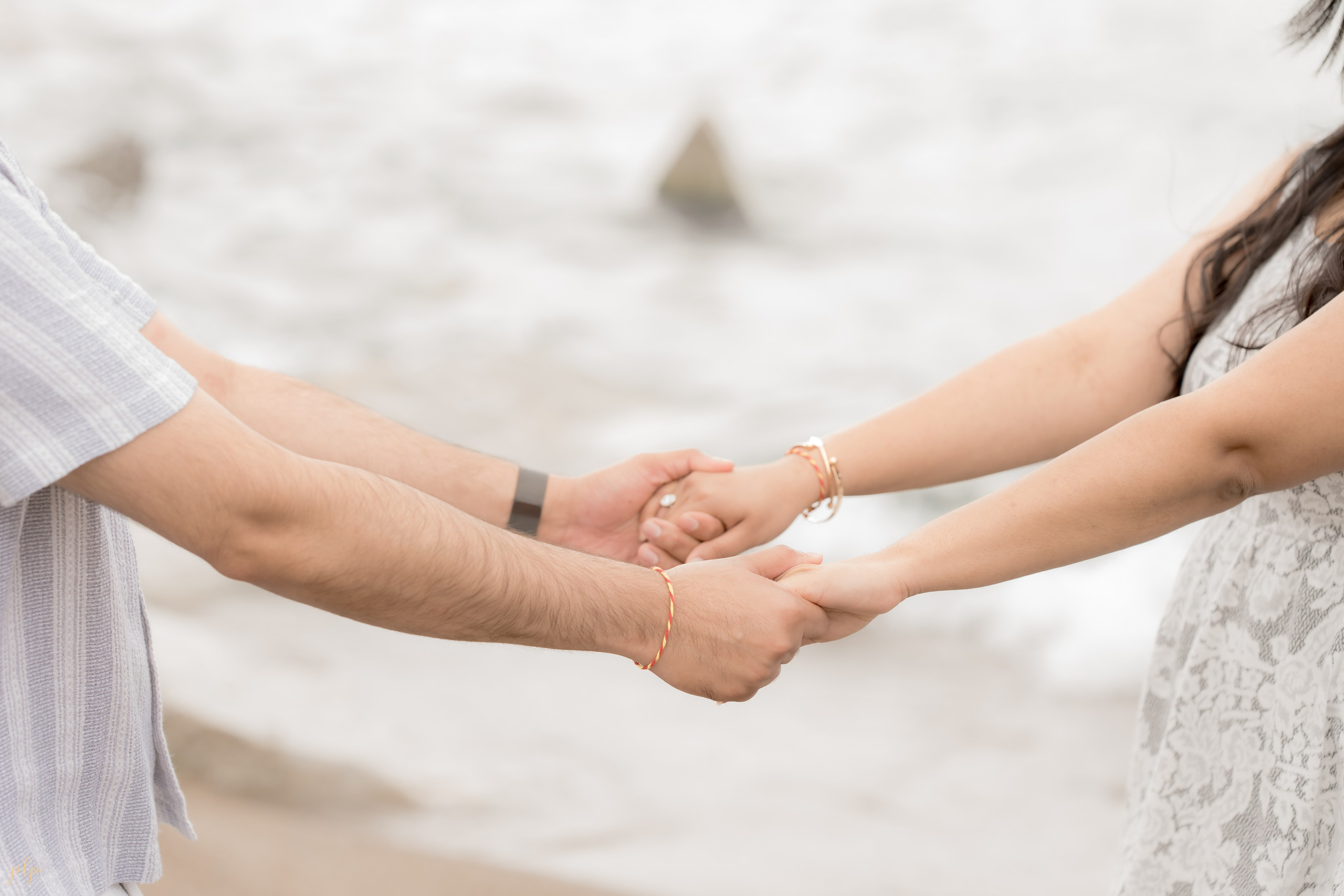 Dhairya and Krupali. Wedding Photographers and Filmmakers