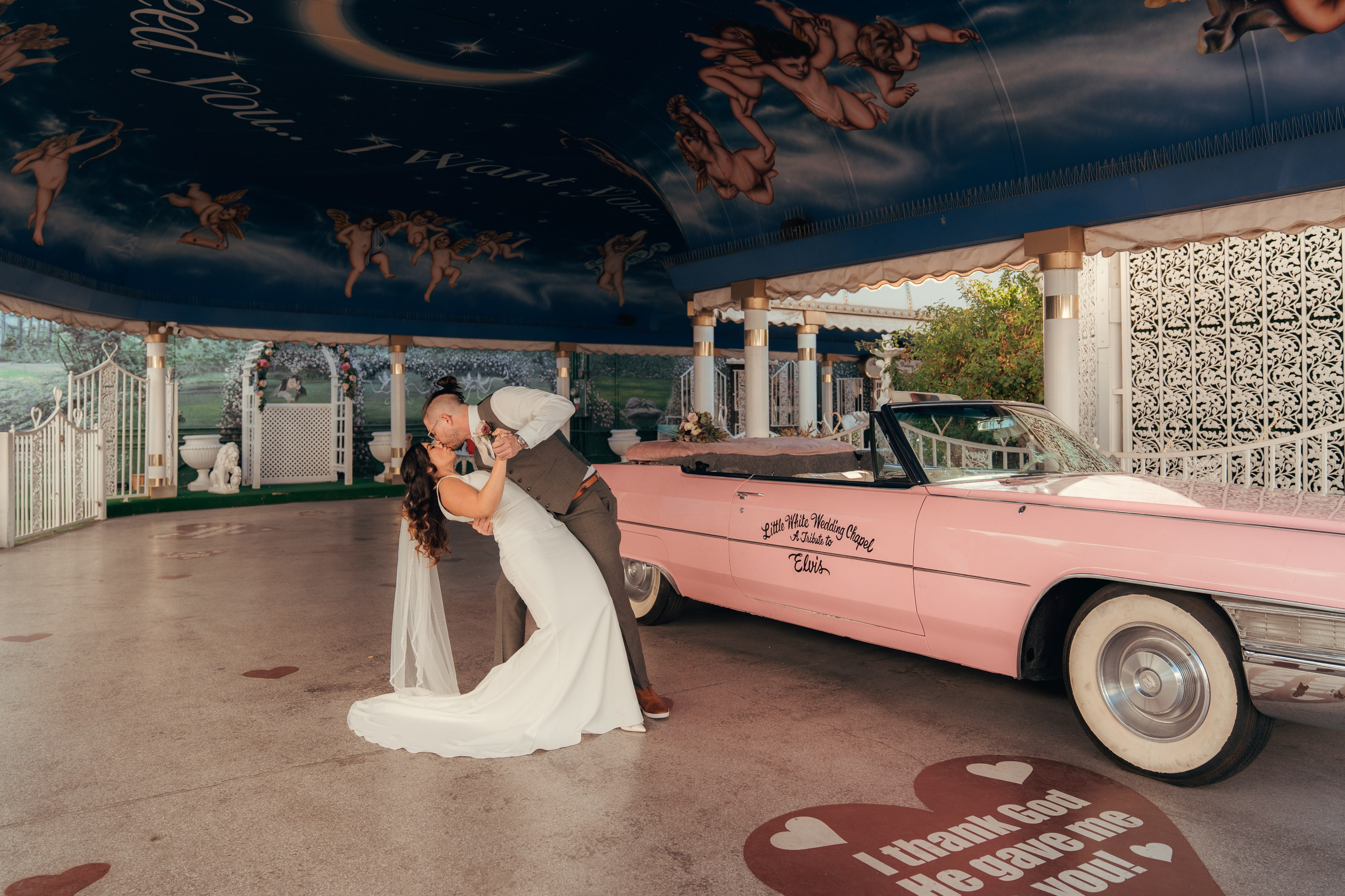 Evan&Jessica. Wedding & elopement photographer Viktoriya Kravtsov. Las Vegas