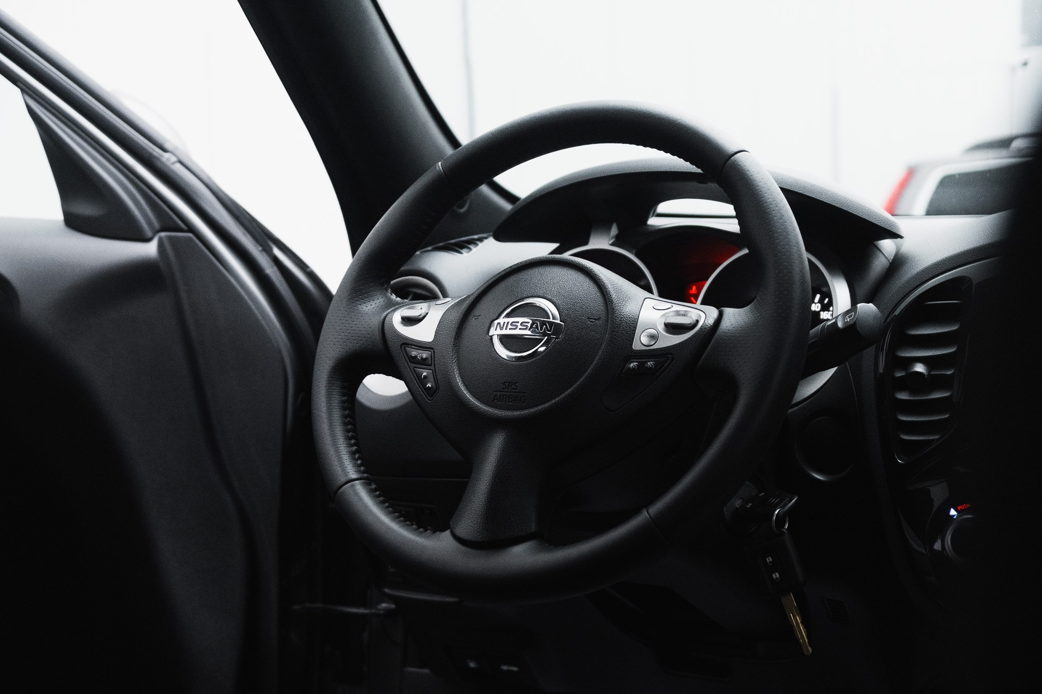 NISSAN JUKE. LOHA VISUALS — AUTOMOTIVE PHOTOGRAPHY