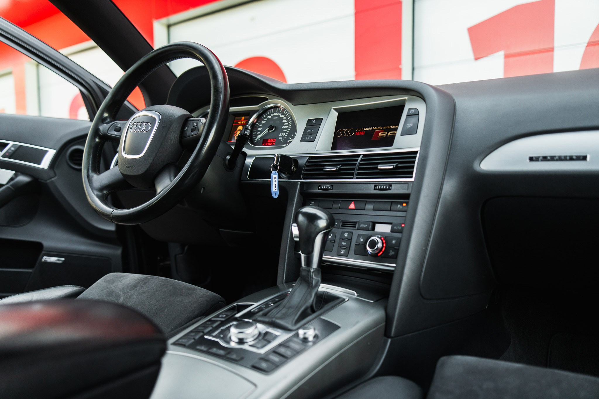 AUDI S6 V10. LOHA VISUALS — AUTOMOTIVE PHOTOGRAPHY