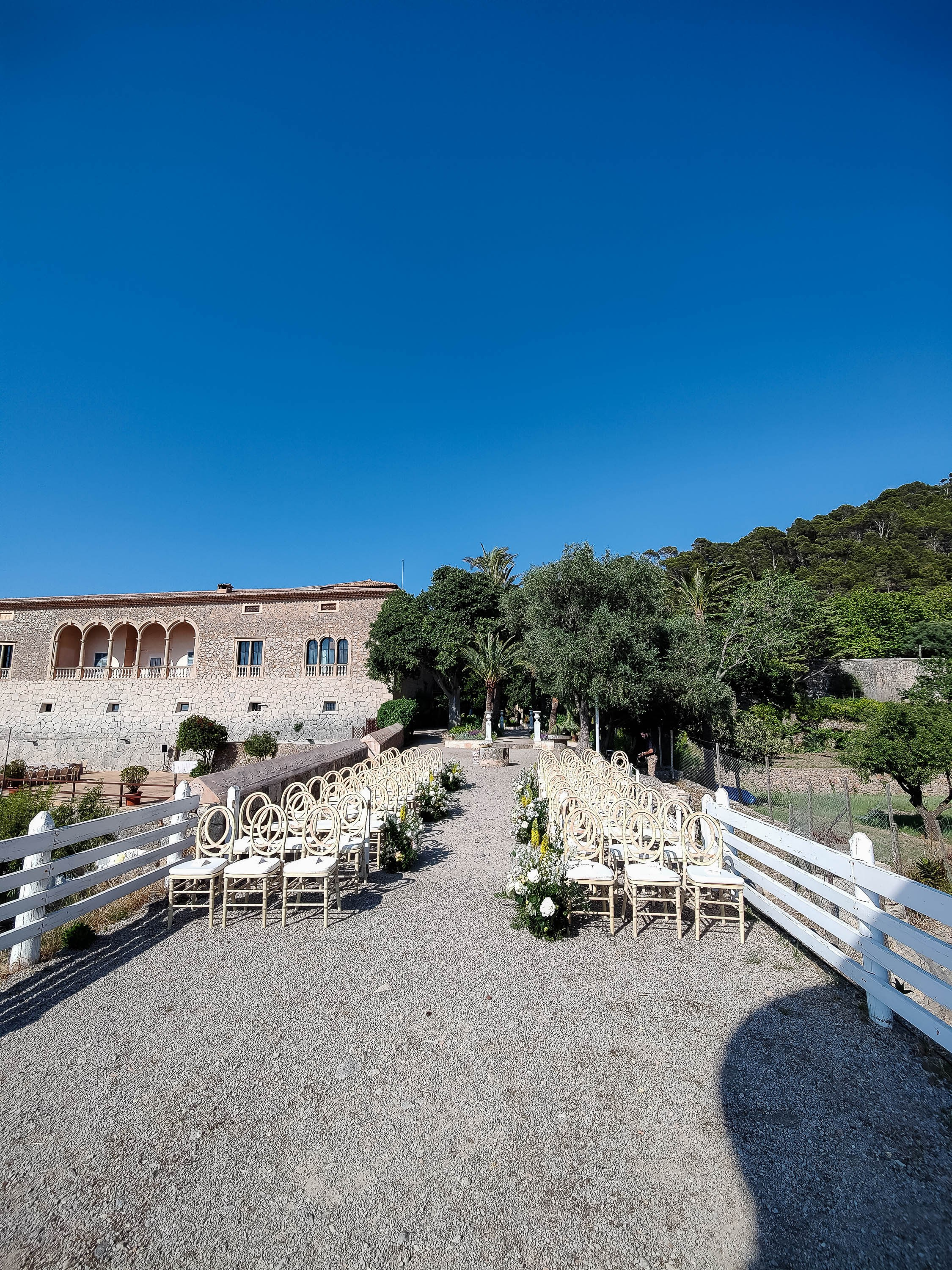 Wedding Ceremony in Finca Son Marroig. Wedding Celebrant in Mallorca Iban Collin