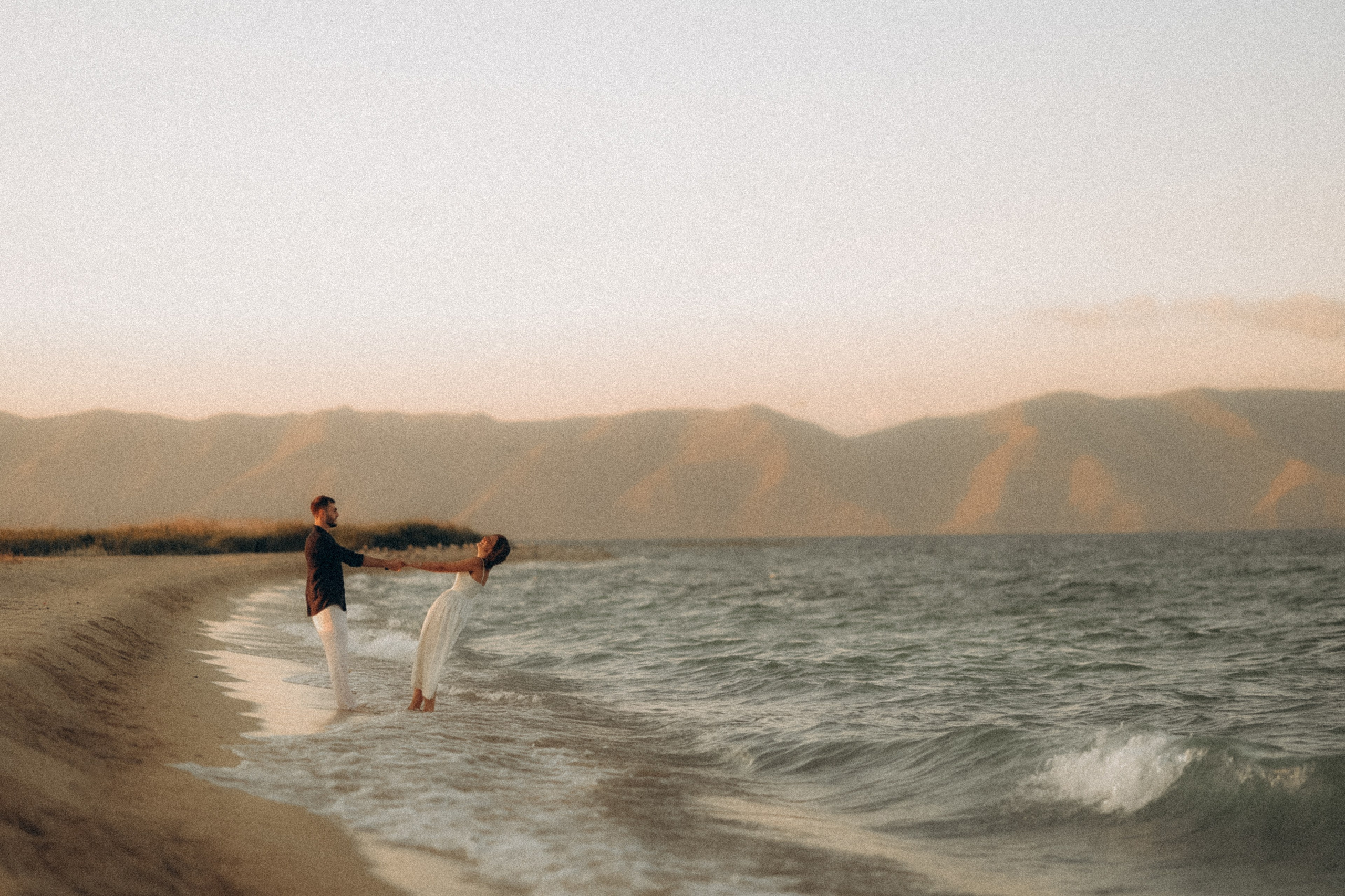 Mkho and Rozi Photoshoot. Recnac | Wedding Photographer Yerevan