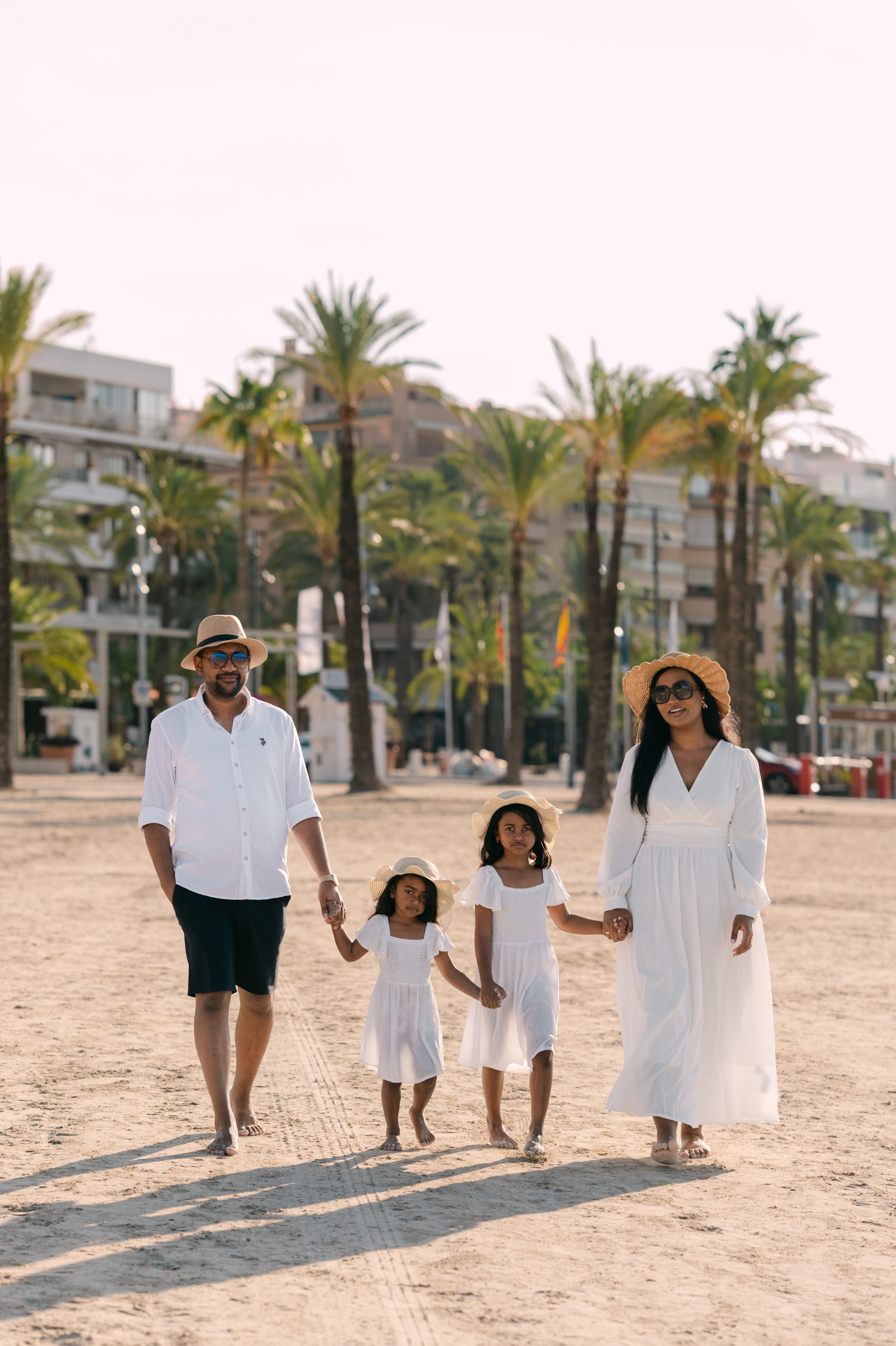 Family Moments on Playa de Muro, Mallorca. Фотограф Пальма де Майорка