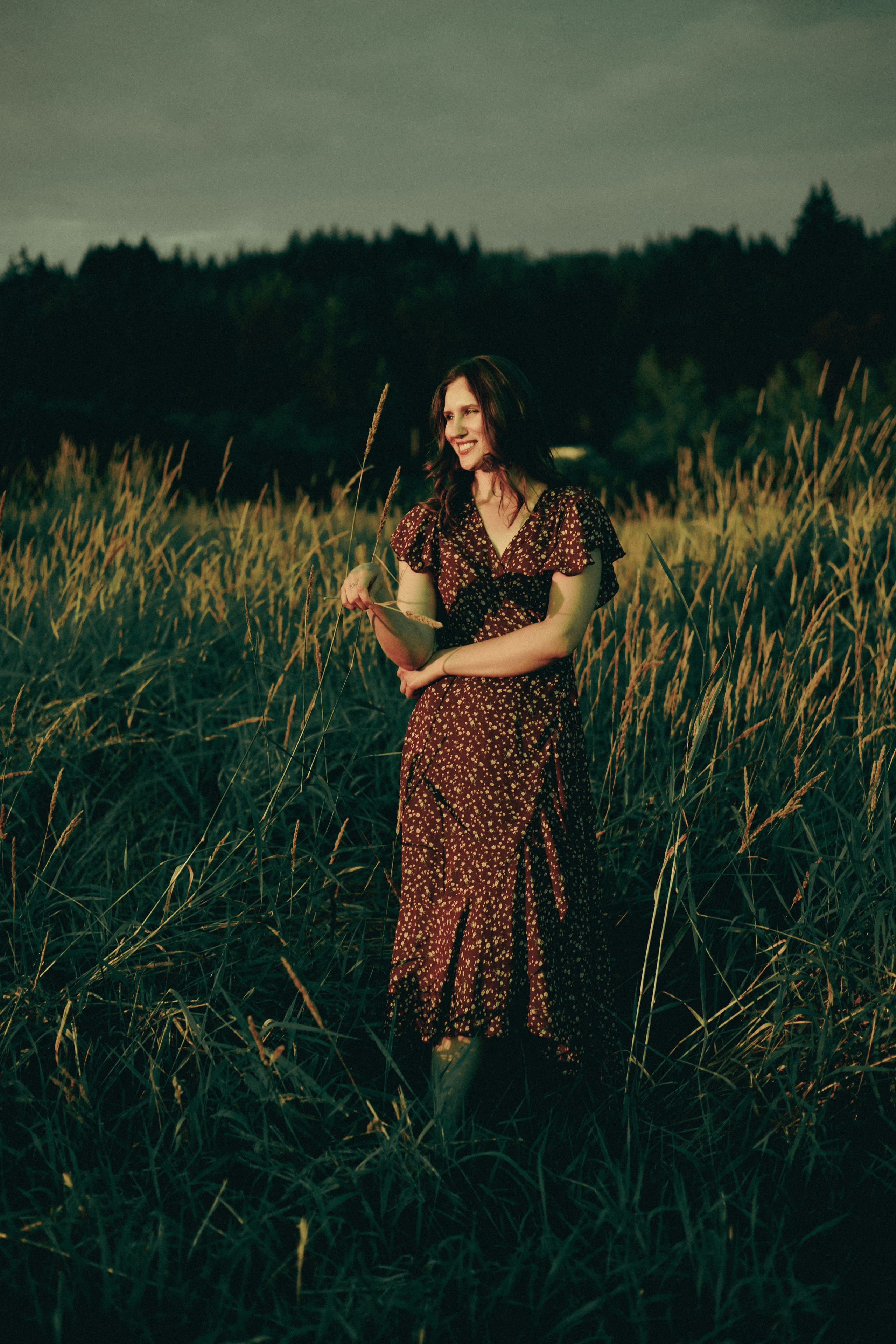 Milana. Professional photographer in Minnesota, Alina Volkova