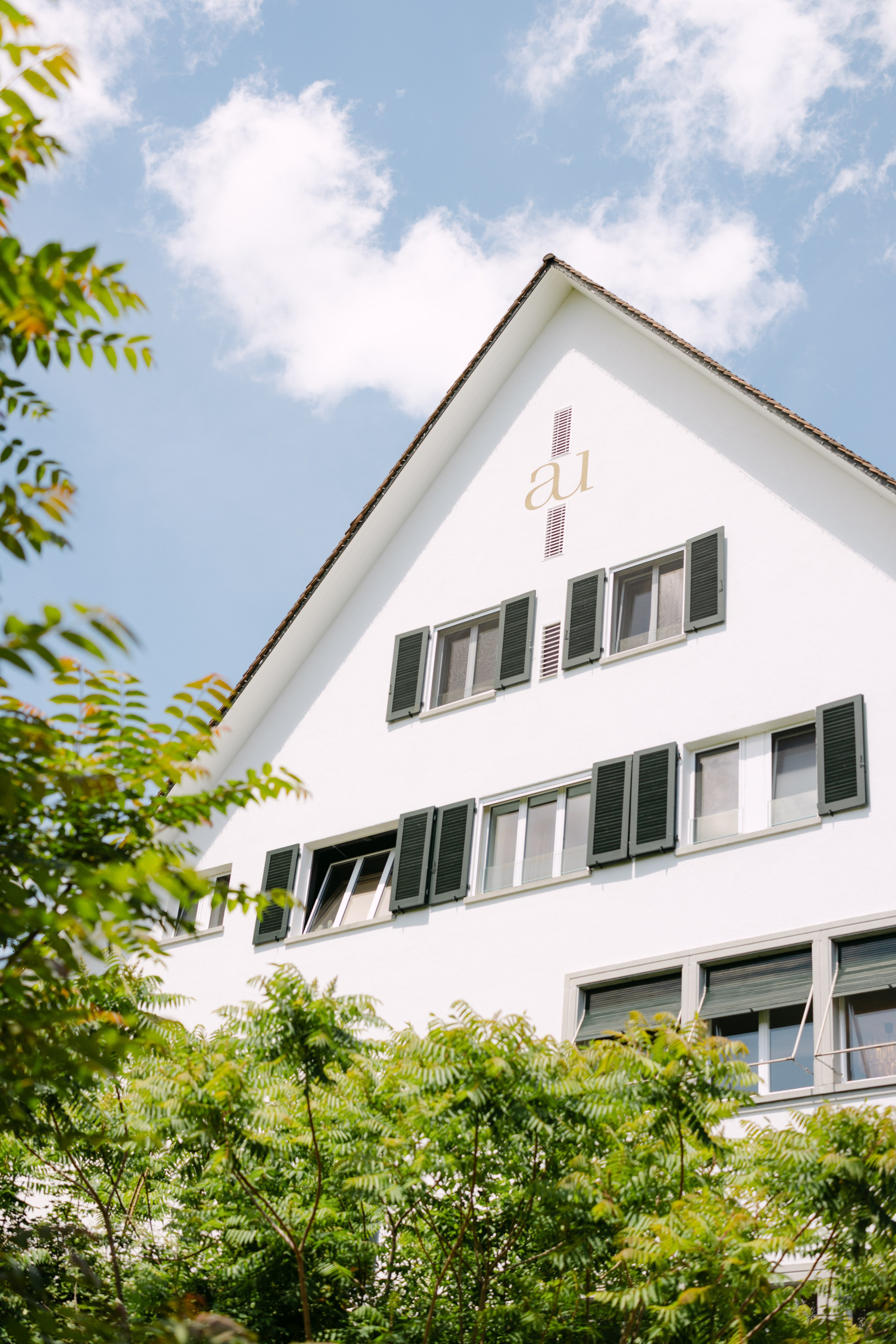 Unvergessliche Hochzeit am Zürichsee: Landgasthof Halbinsel Au. Familien- & Hochzeitsfotografin Schweiz. Valeria Diaz in Zürich und Umgebung