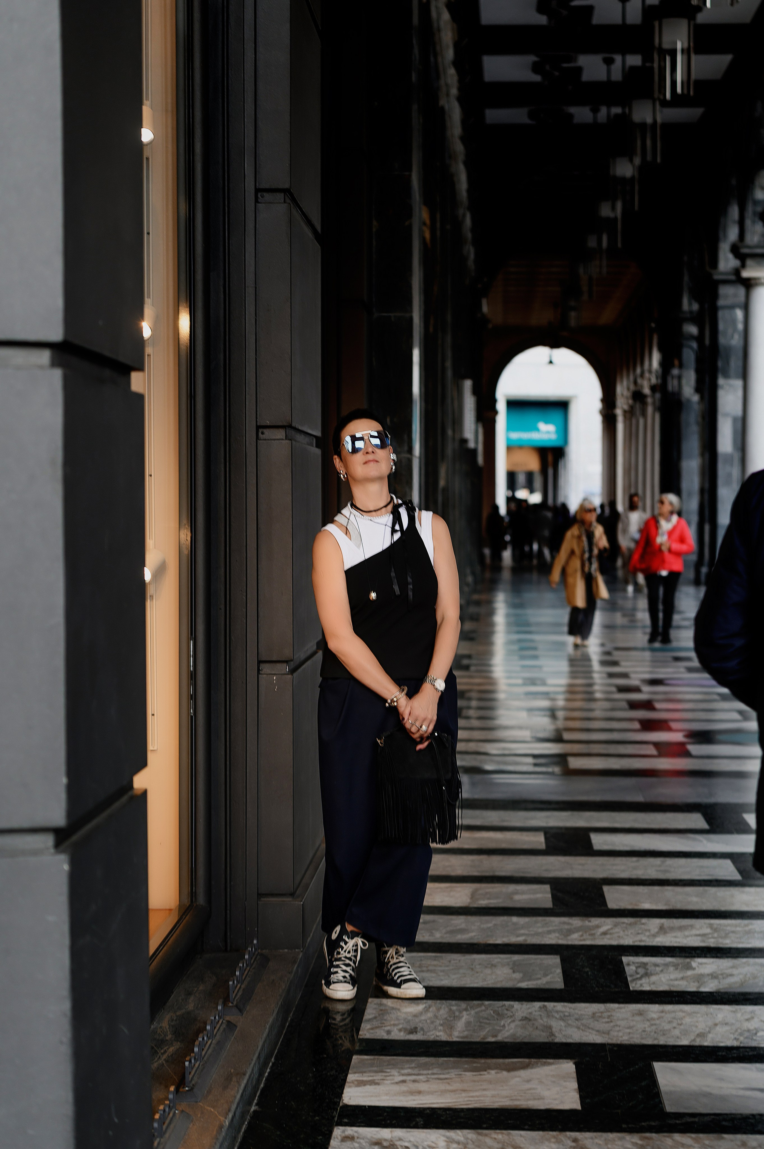 Milan, Autumn 🍂, Julia. Wedding photographer from Moldova Alexey Chipchiu