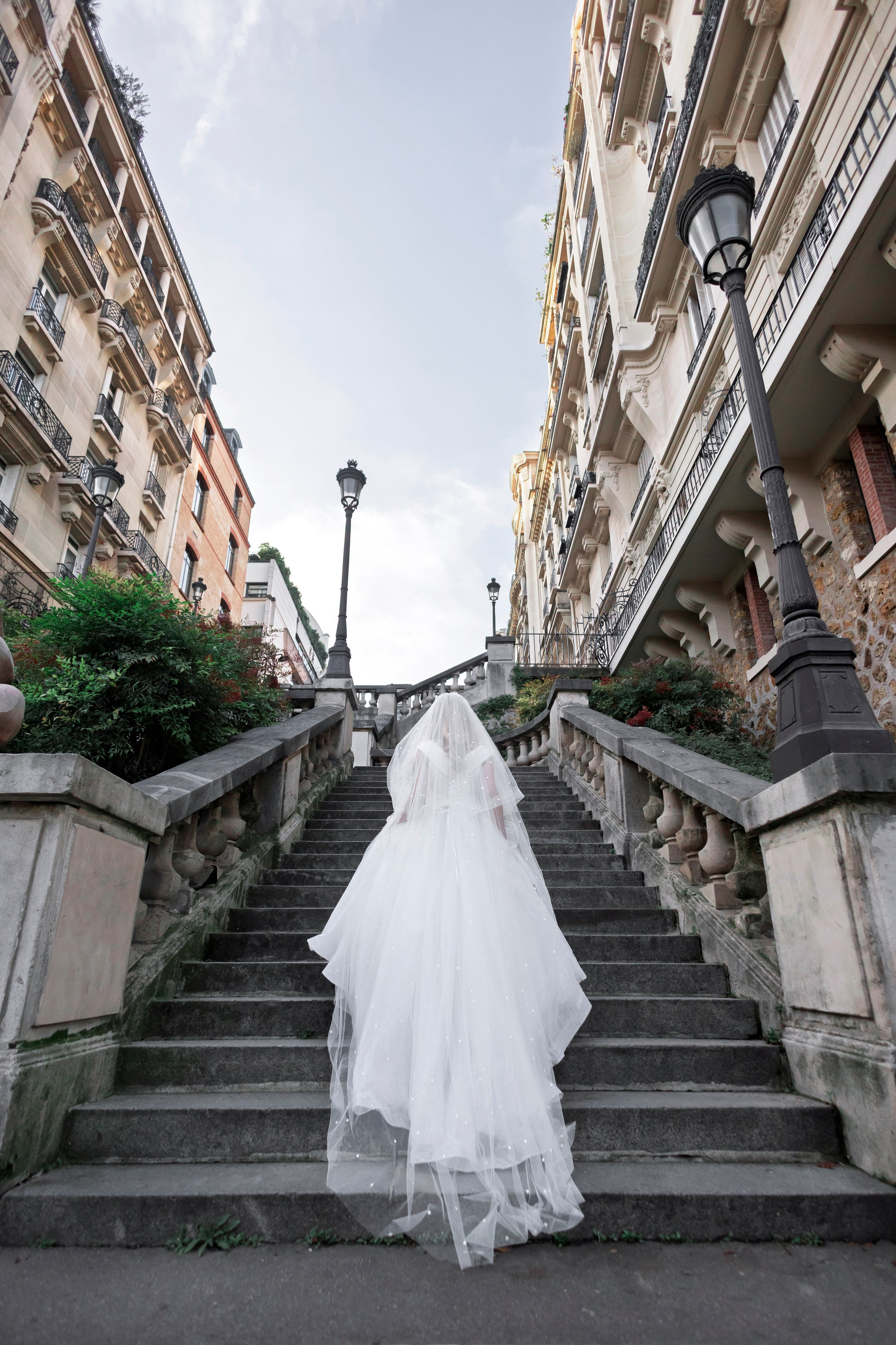 Eiffel Tower / Trifan & Raluca. Wedding, event and family photographer in Paris, Emilian Olaru