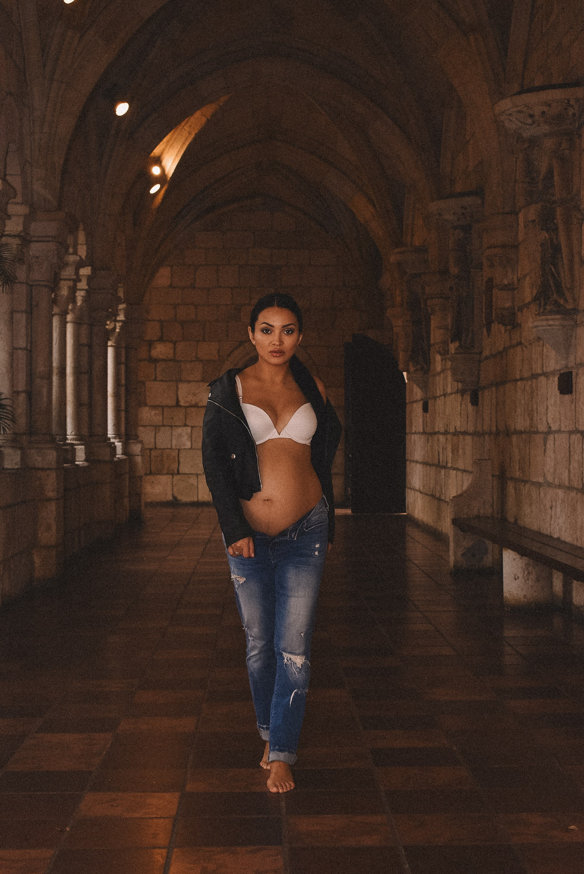 T | inner space. Portrait and Lifestyle Photographer in Miami | Anna Isaak