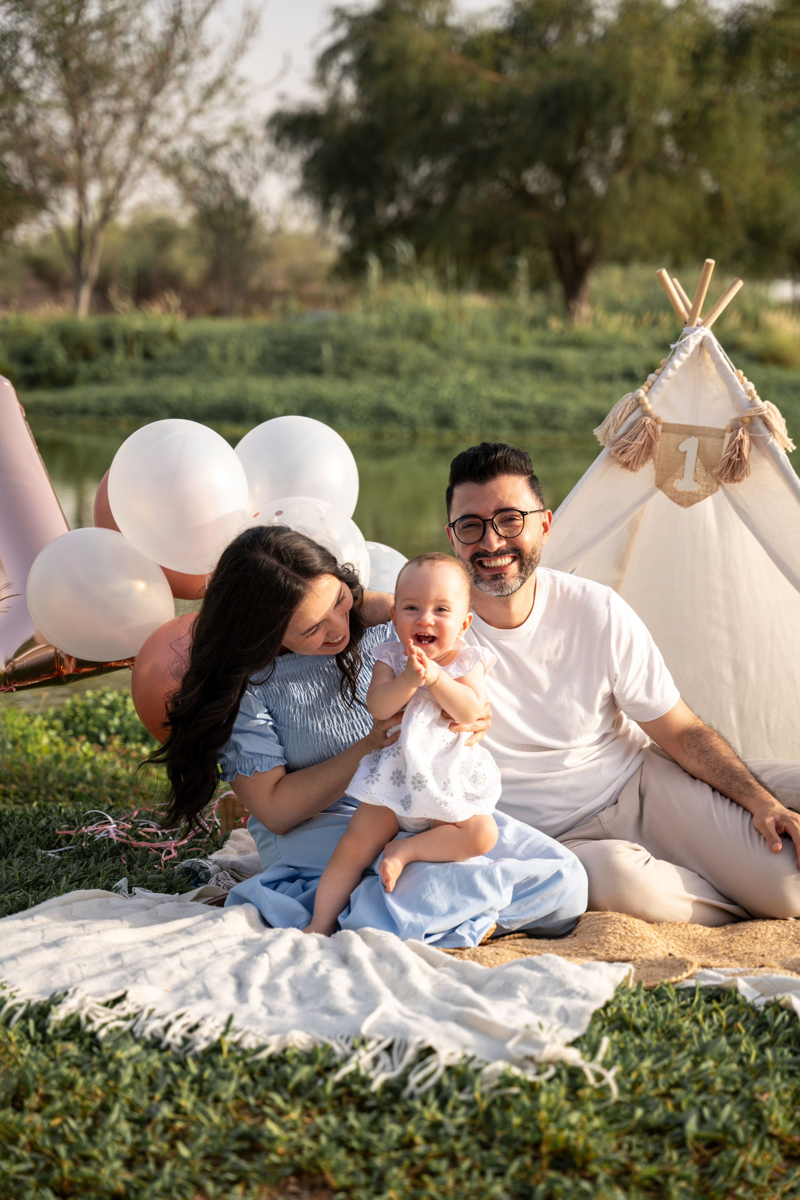 Lake oh happiness. Angela Iakovleva — Family Photographer in Dubai