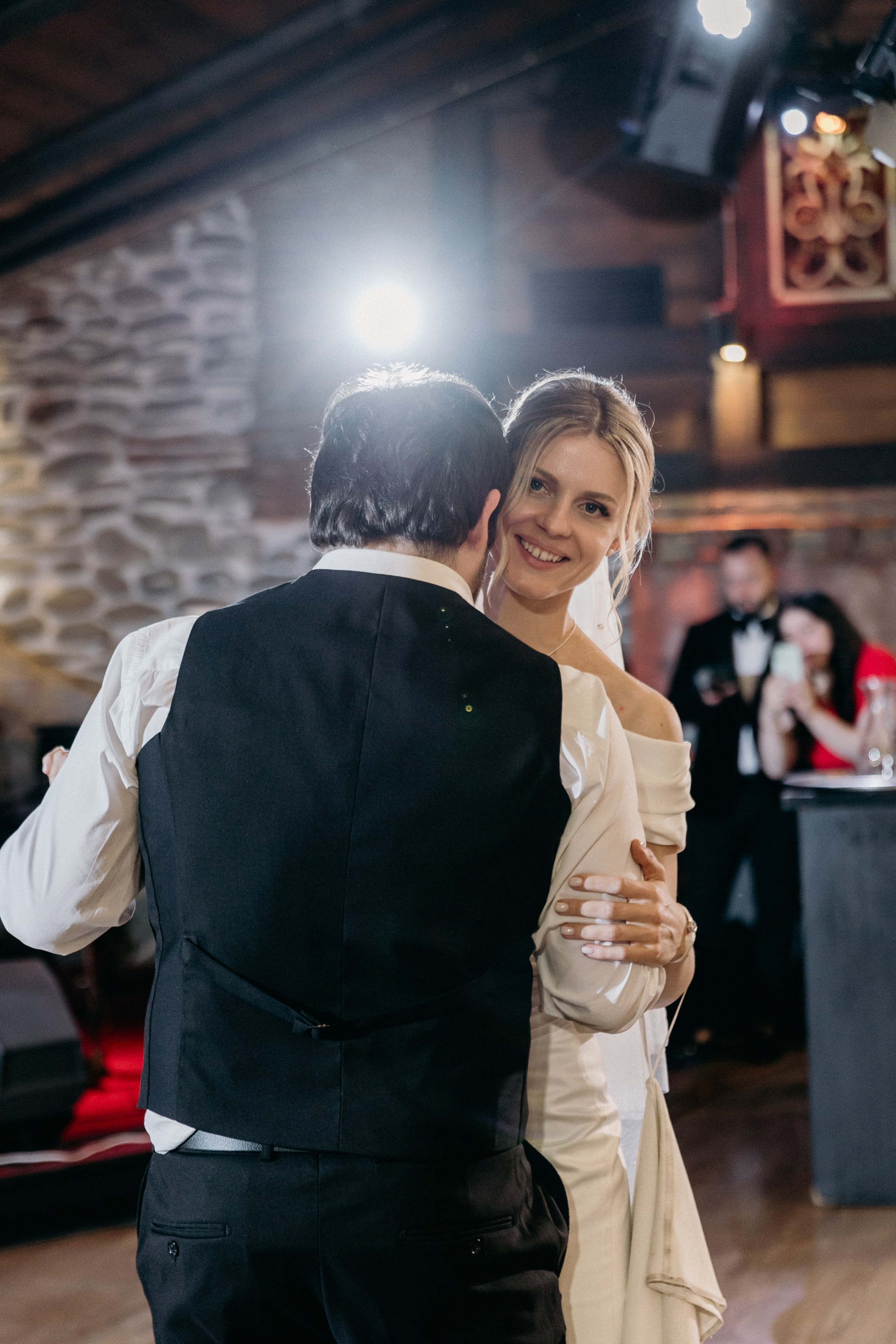 Alexandra & Koba. Photographer Anna Nazarenko