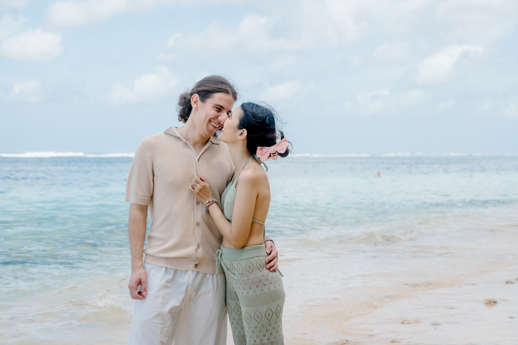 Marriage Proposal in Beach. Female Photographer in Bali