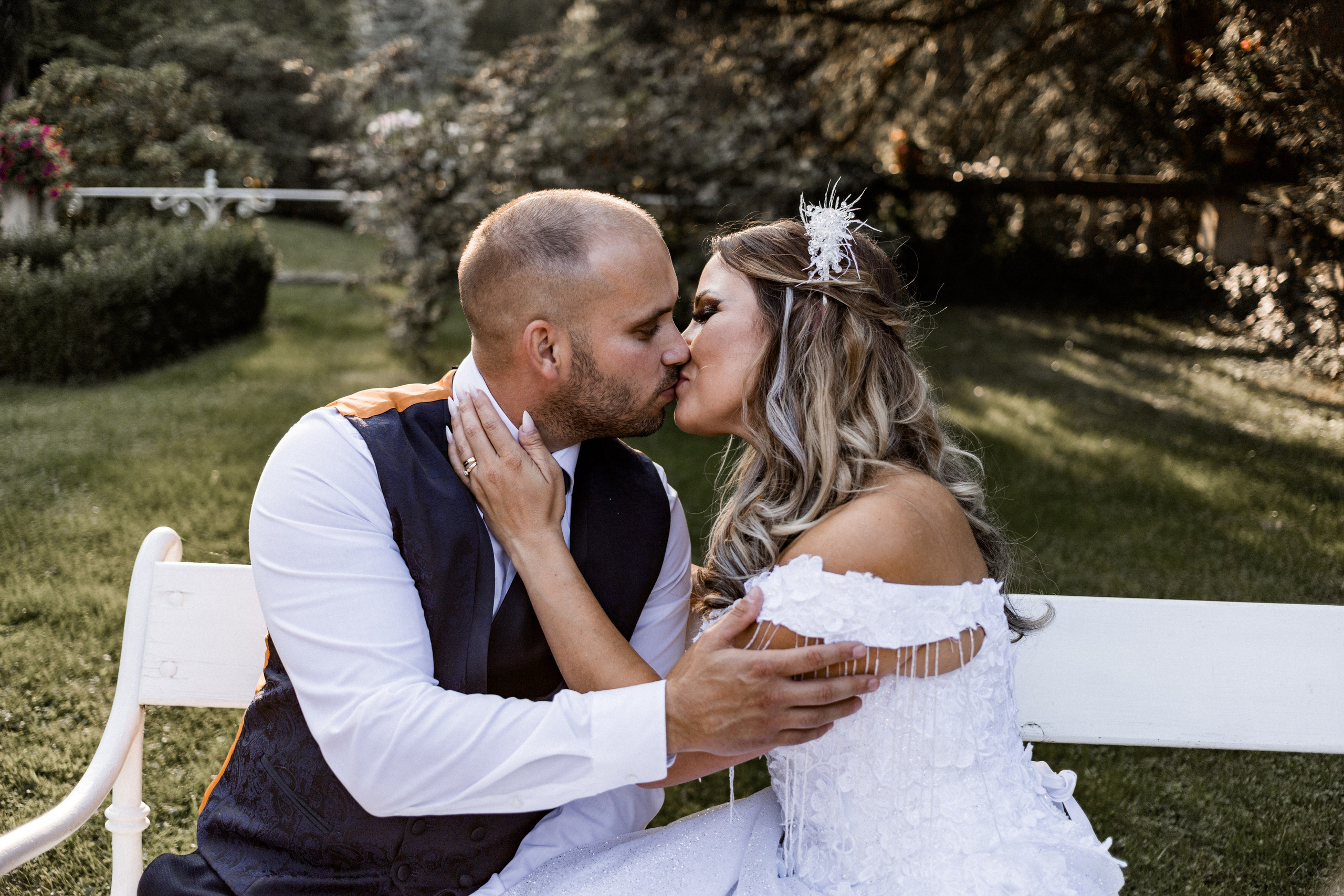 Pavel & Yveta. Svatební fotograf a kameraman v Česku a po celé Evropě — Teplice, Ústí nad Labem, Praha, Drážďany