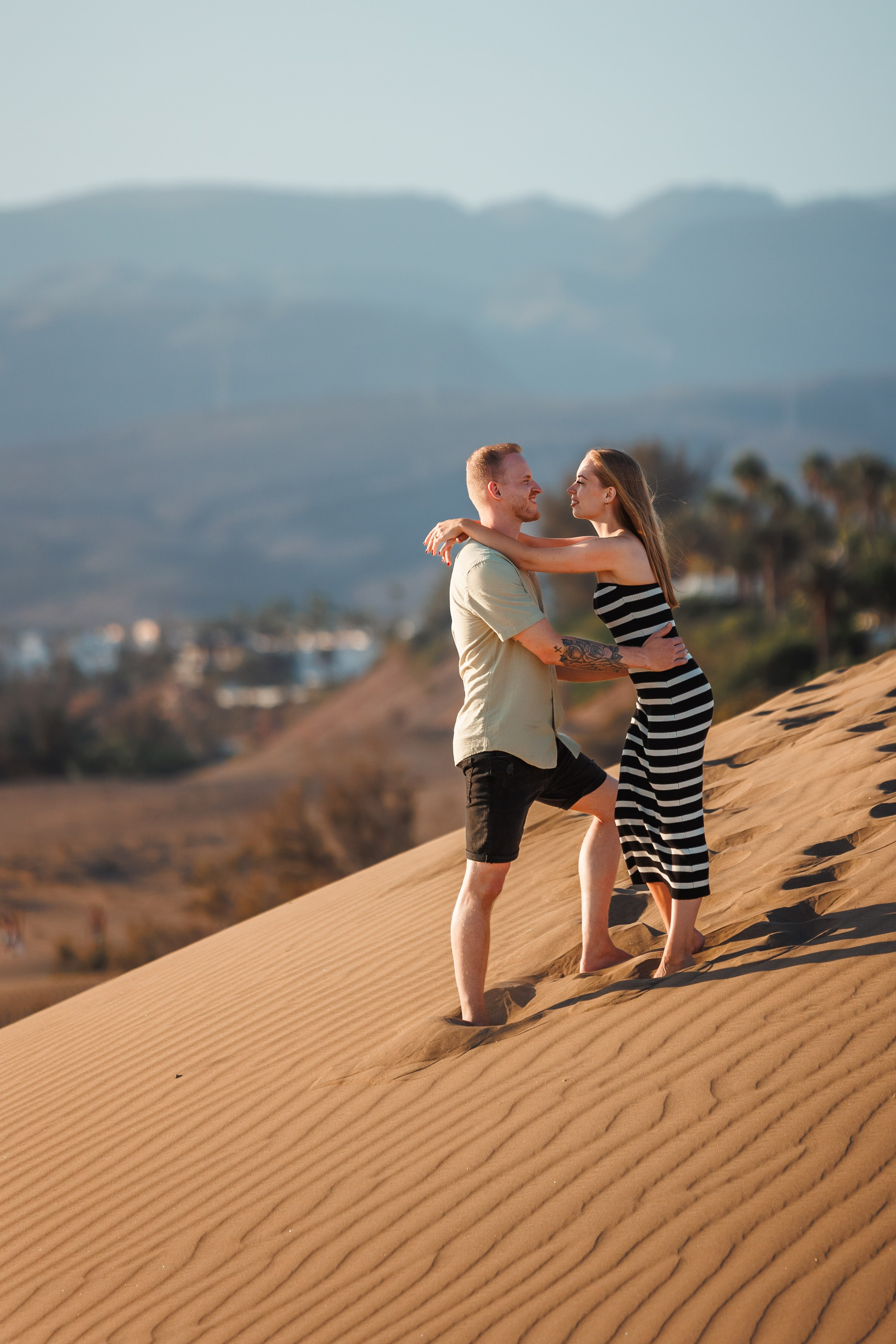 Amazing Thrilling Couple Photography in Dunas Maspalomas