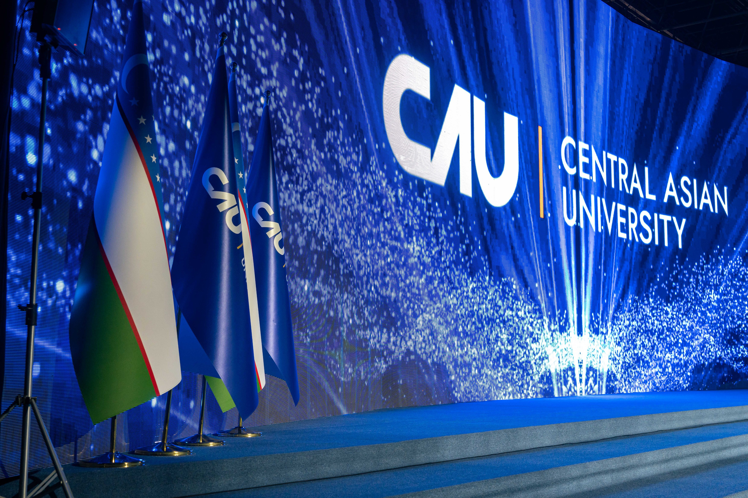 Как Central Asian University провёл одну из самых ярких выпускных церемоний. Георгий Намазов | Фотограф в Ташкенте