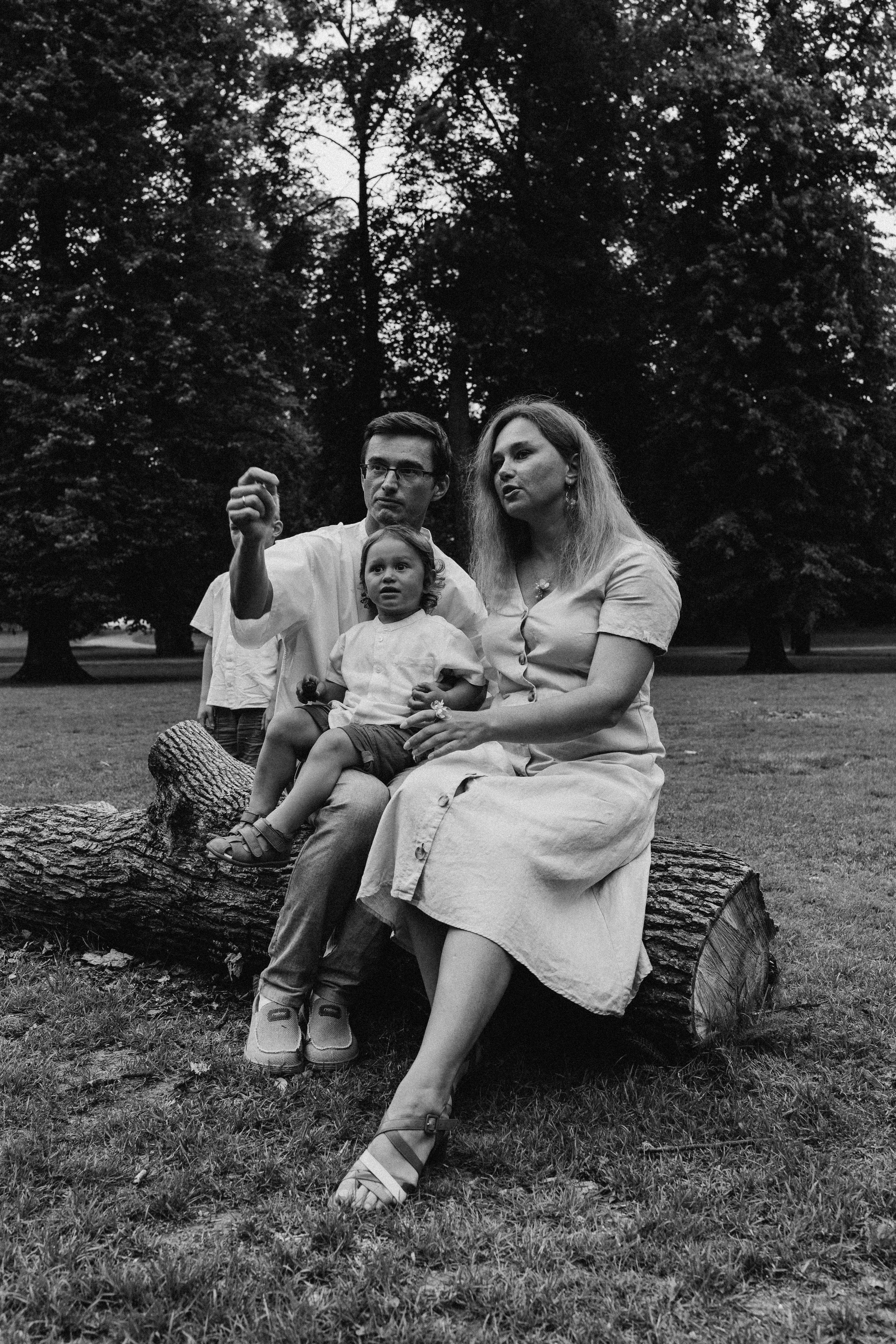 Kaivopuisto. Wedding and potrait photographer in Helsinki Vickan O