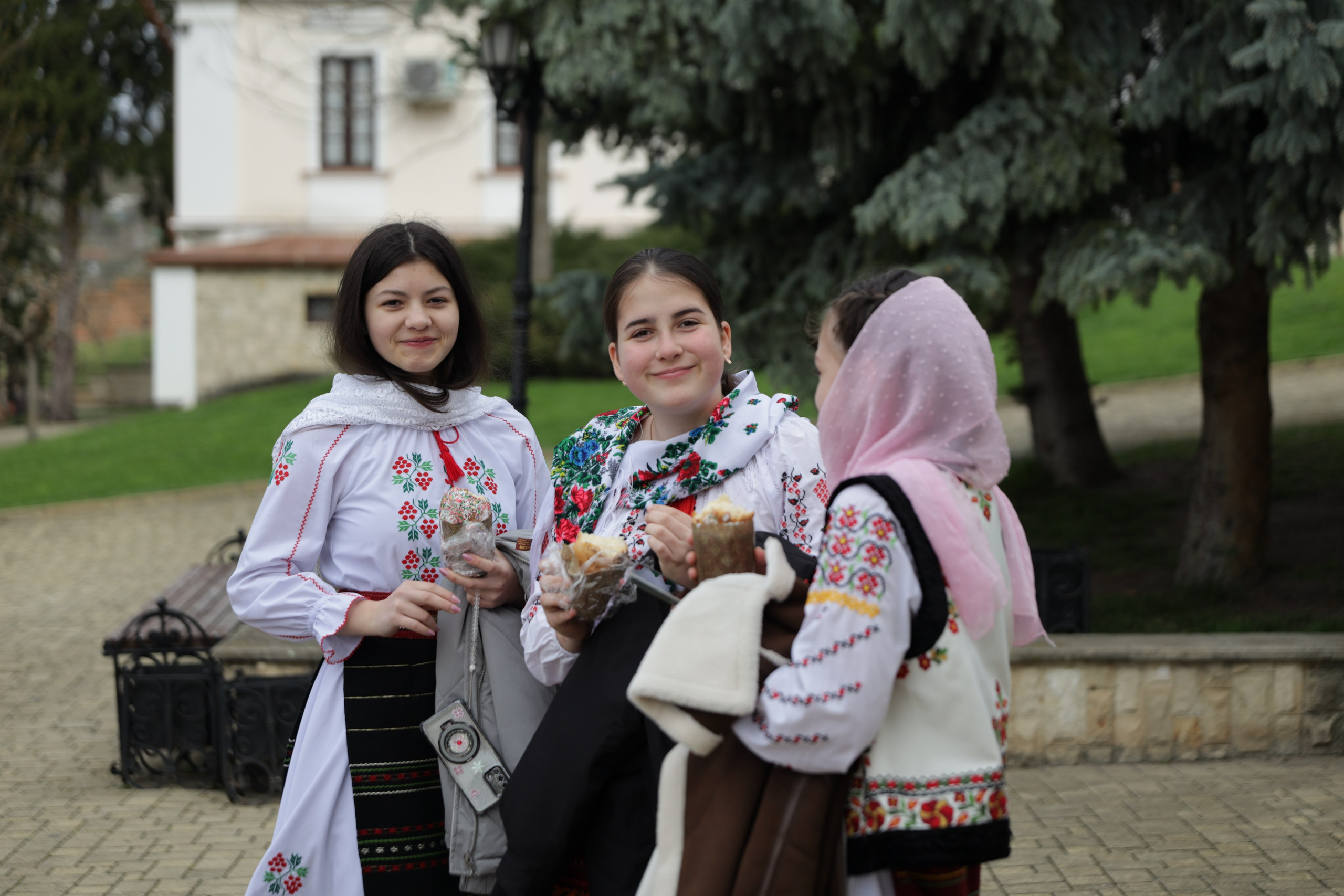 Cântările Învierii-Tradiție și Lumină. Alika Dia- Fotograf în Republica Moldova, Strășeni