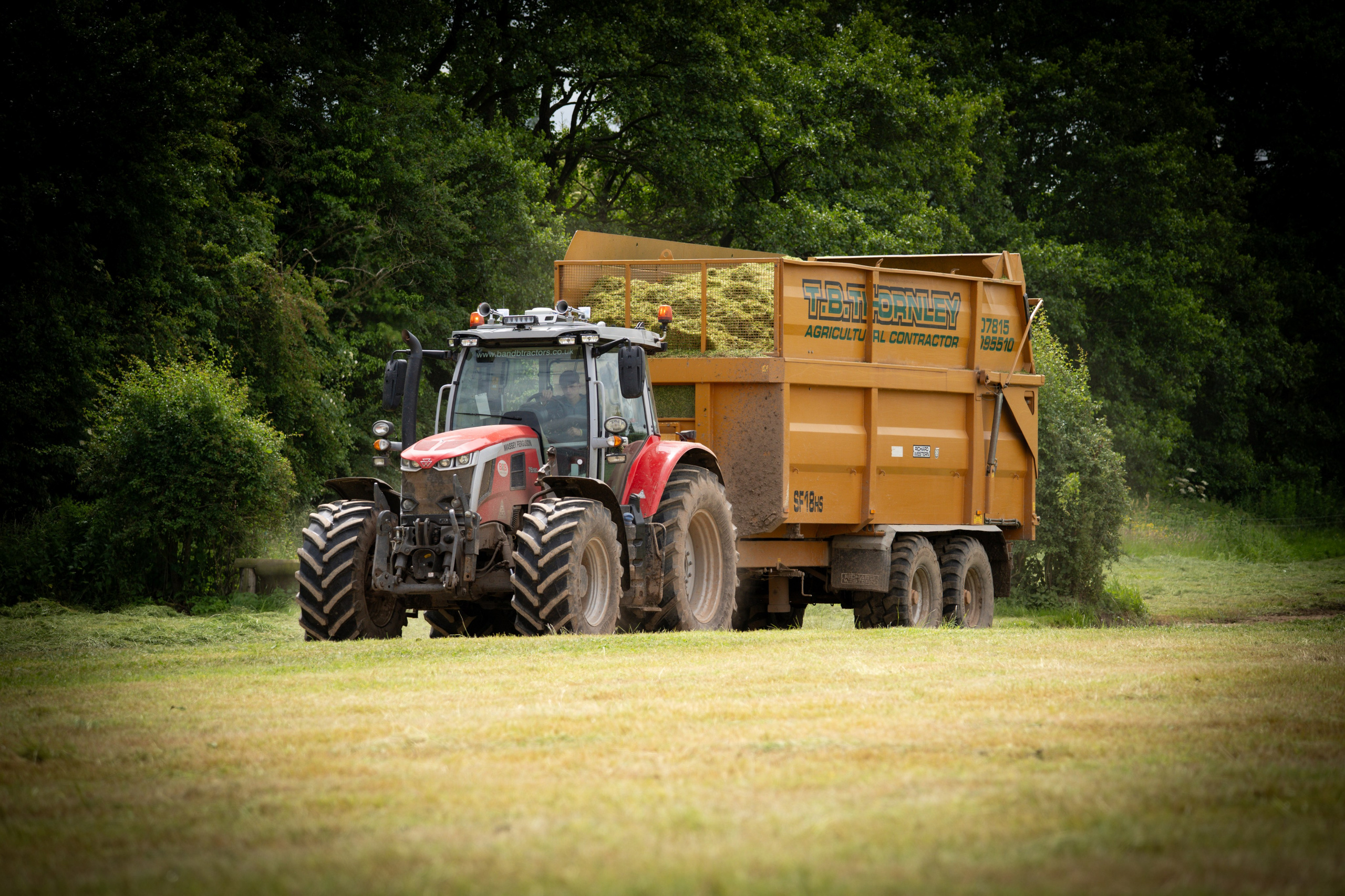 Machinery & Equipment. Ryan Hewitt Photographer