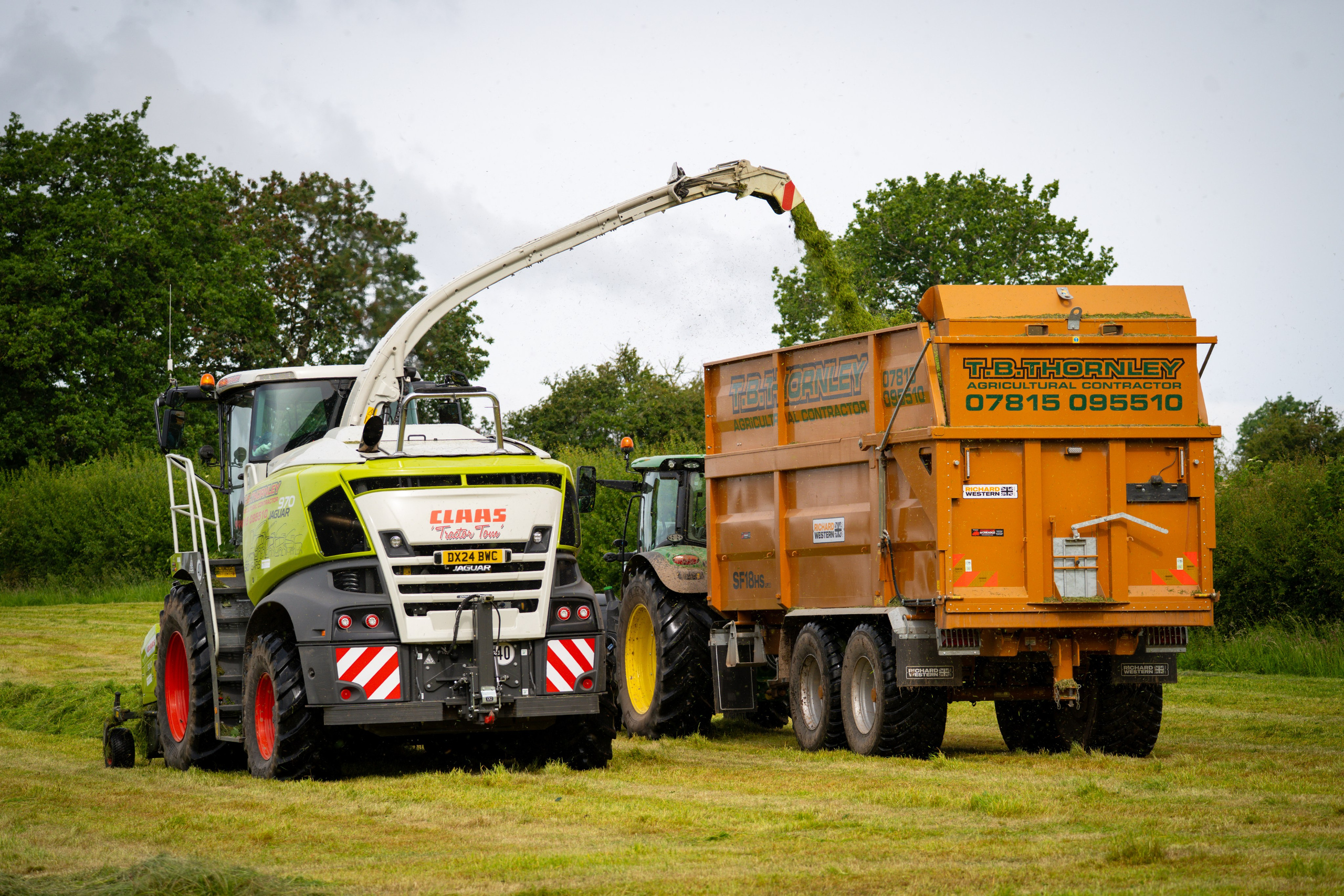 Machinery & Equipment. Ryan Hewitt Photographer