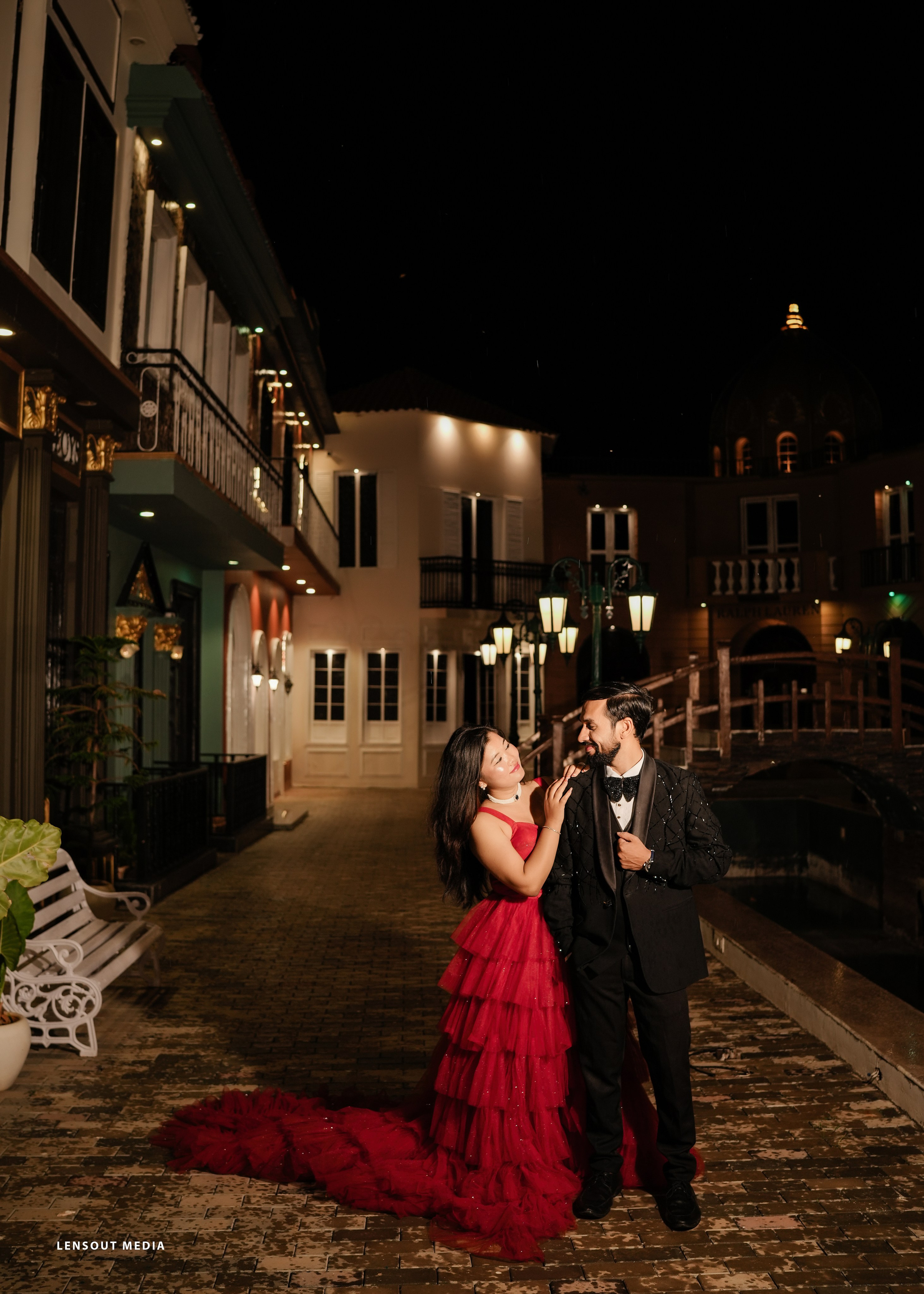 PRE- WEDDING PHOTOGRAPHY. Photographer navas shan lensoutmedia