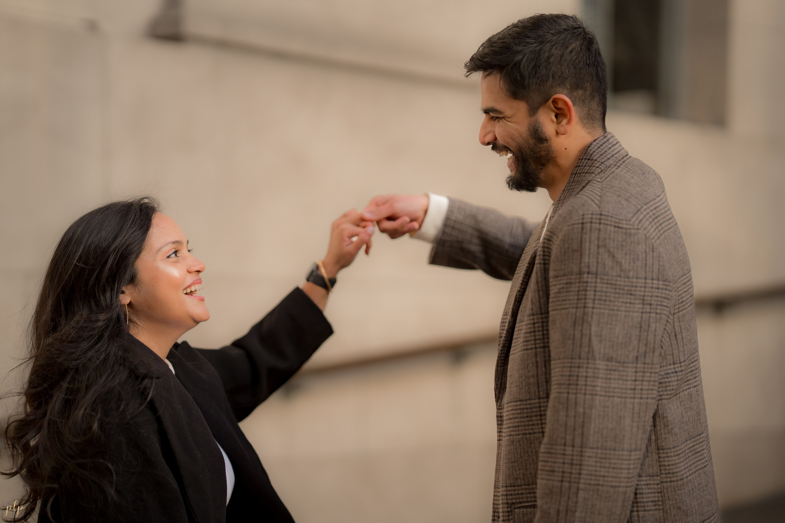 Harsh & Sneha. Wedding Photographers and Filmmakers